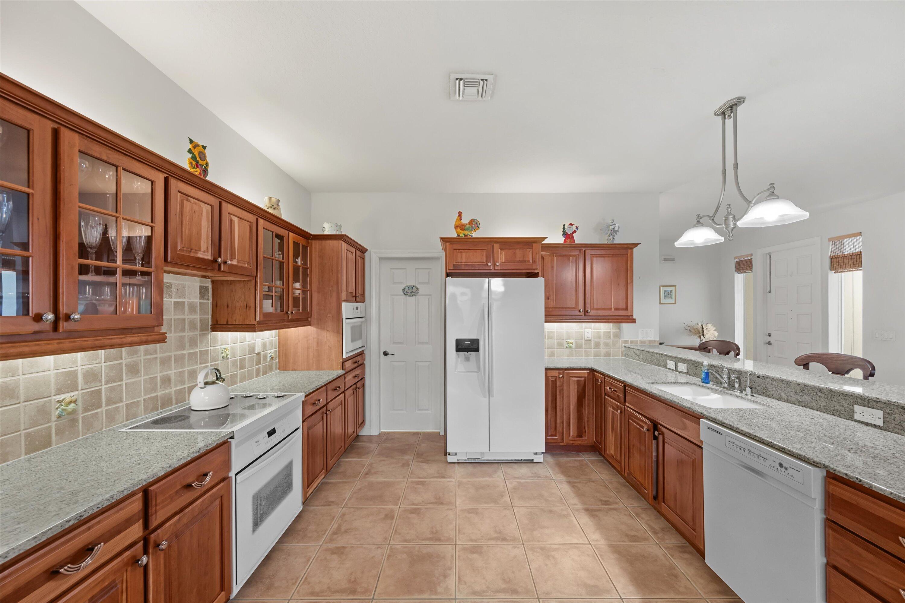 1211 SINGER, Singer Island FL 33404