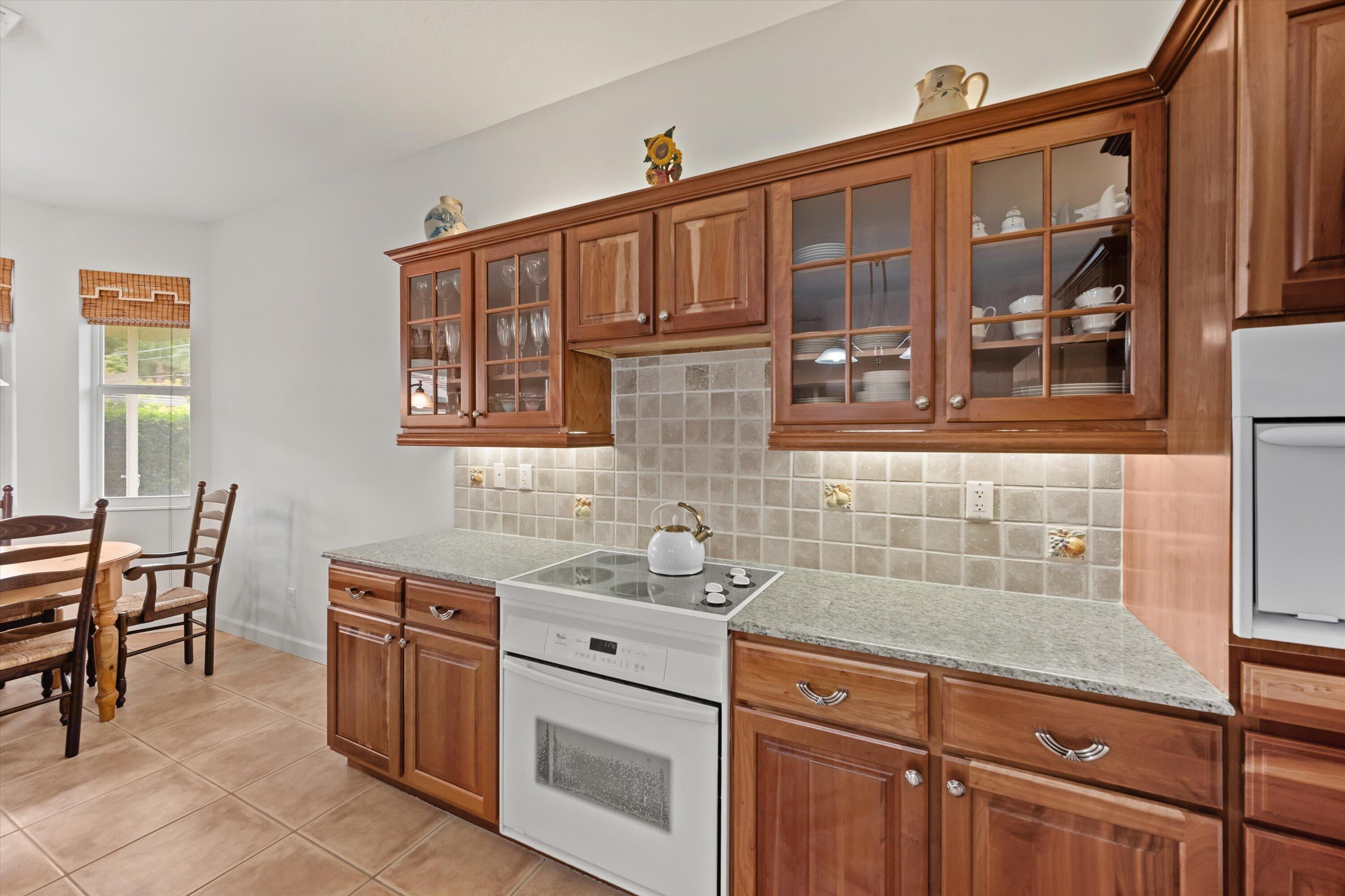 1211 SINGER, Singer Island FL 33404