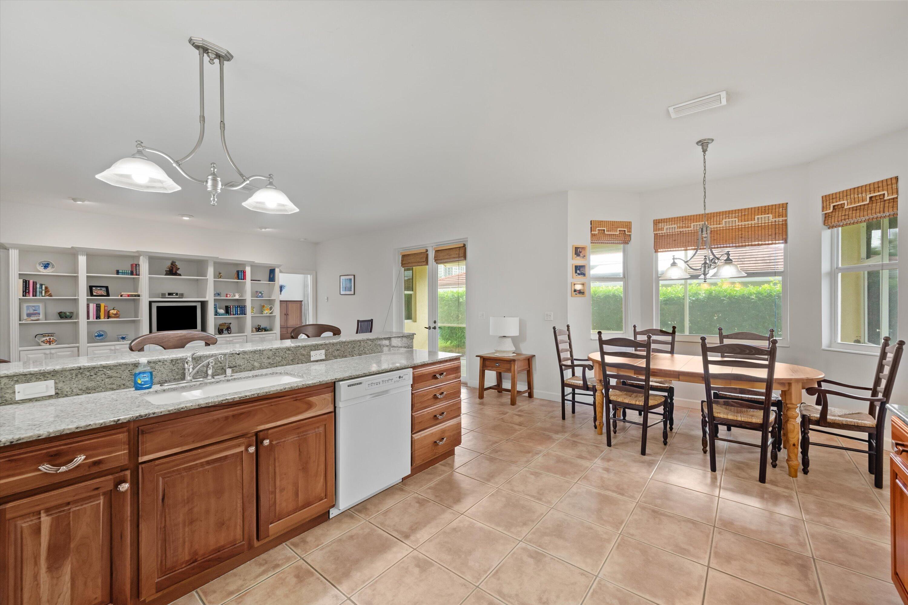 1211 SINGER, Singer Island FL 33404