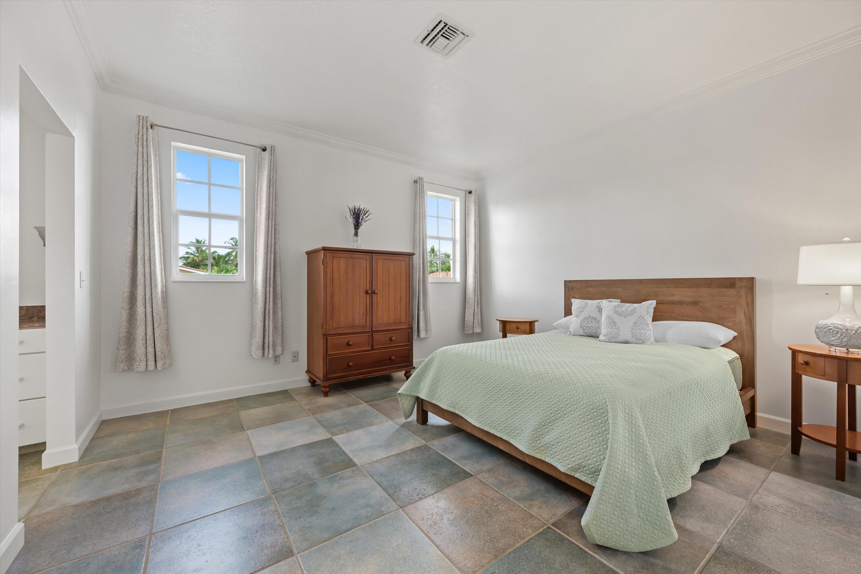 1211 SINGER, Singer Island FL 33404