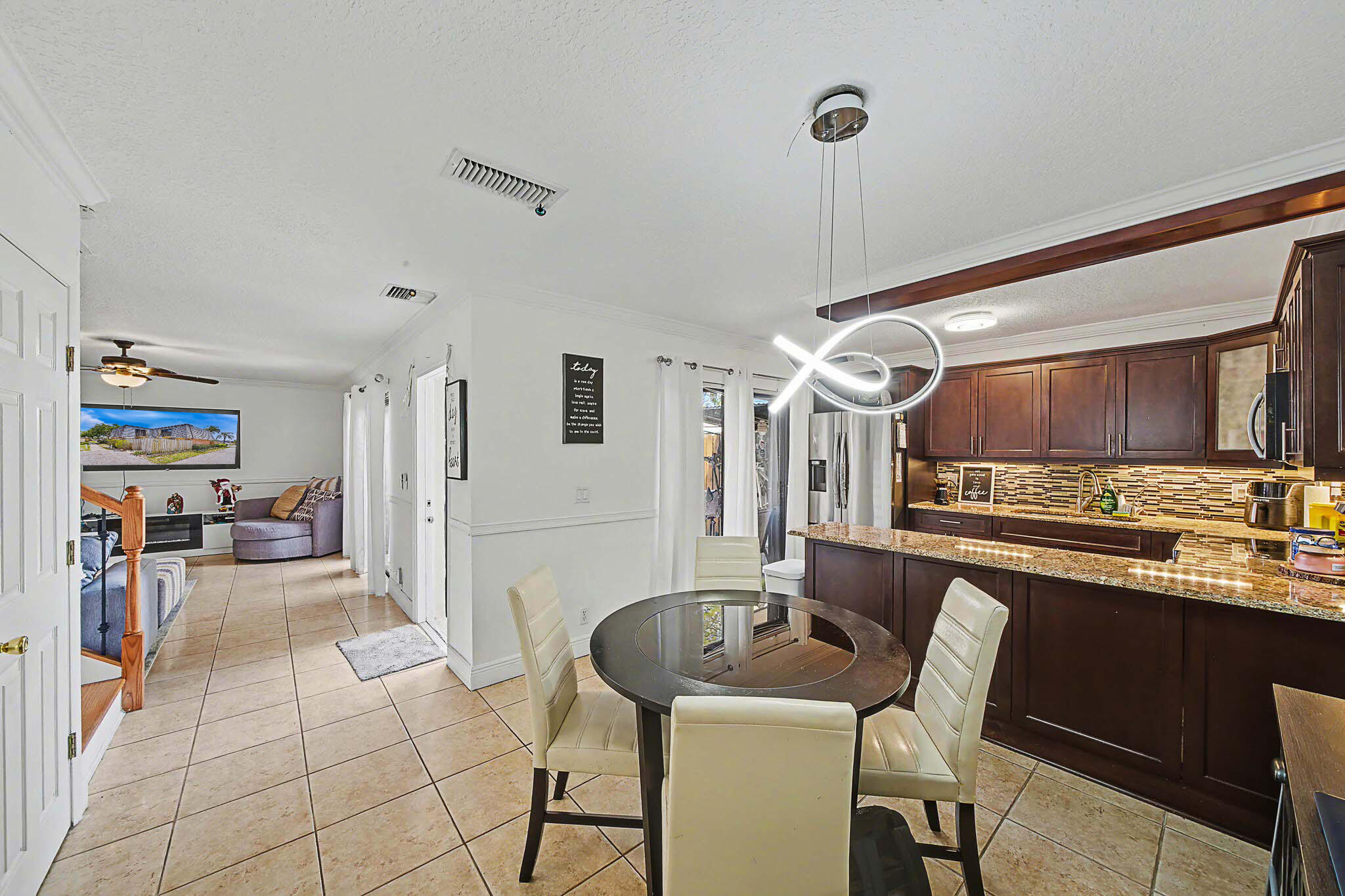 149 Lake Arbor, Palm Springs FL 33461