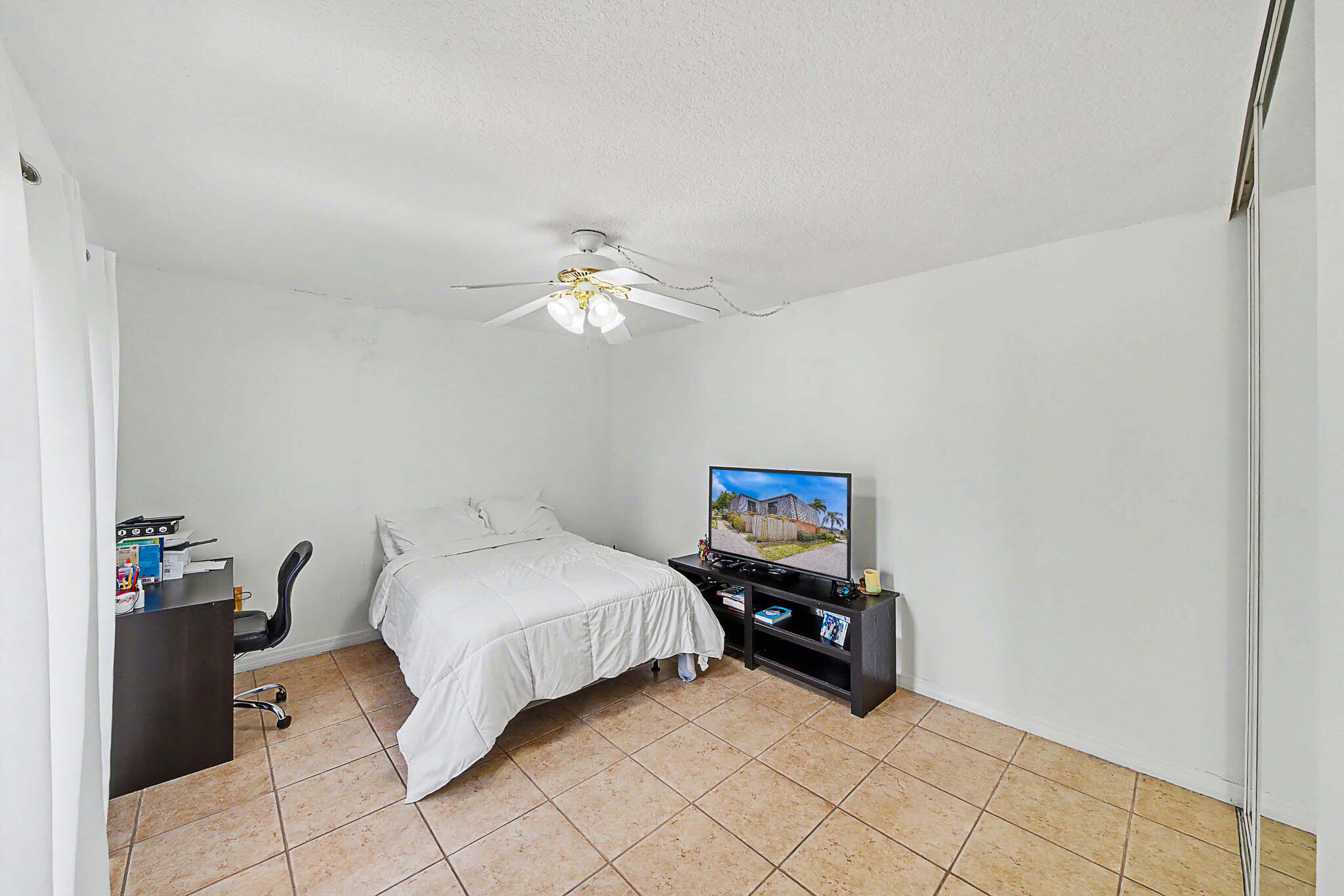 149 Lake Arbor, Palm Springs FL 33461