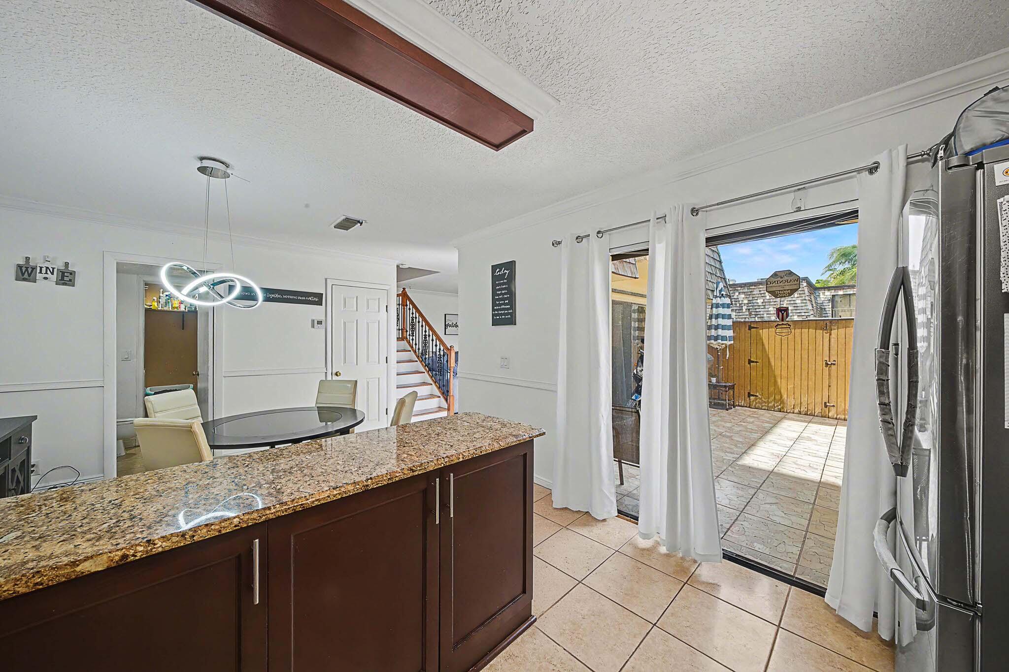 149 Lake Arbor, Palm Springs FL 33461