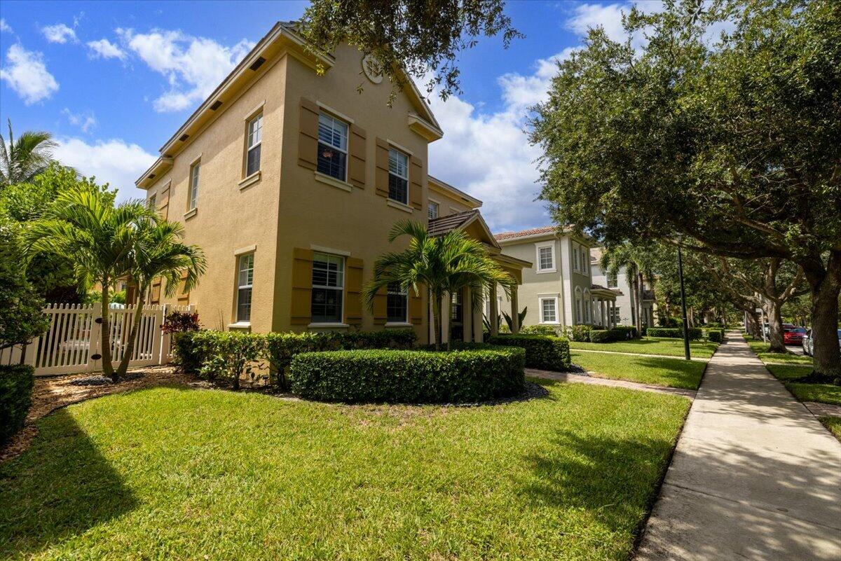 154 BANDON, Jupiter FL 33458