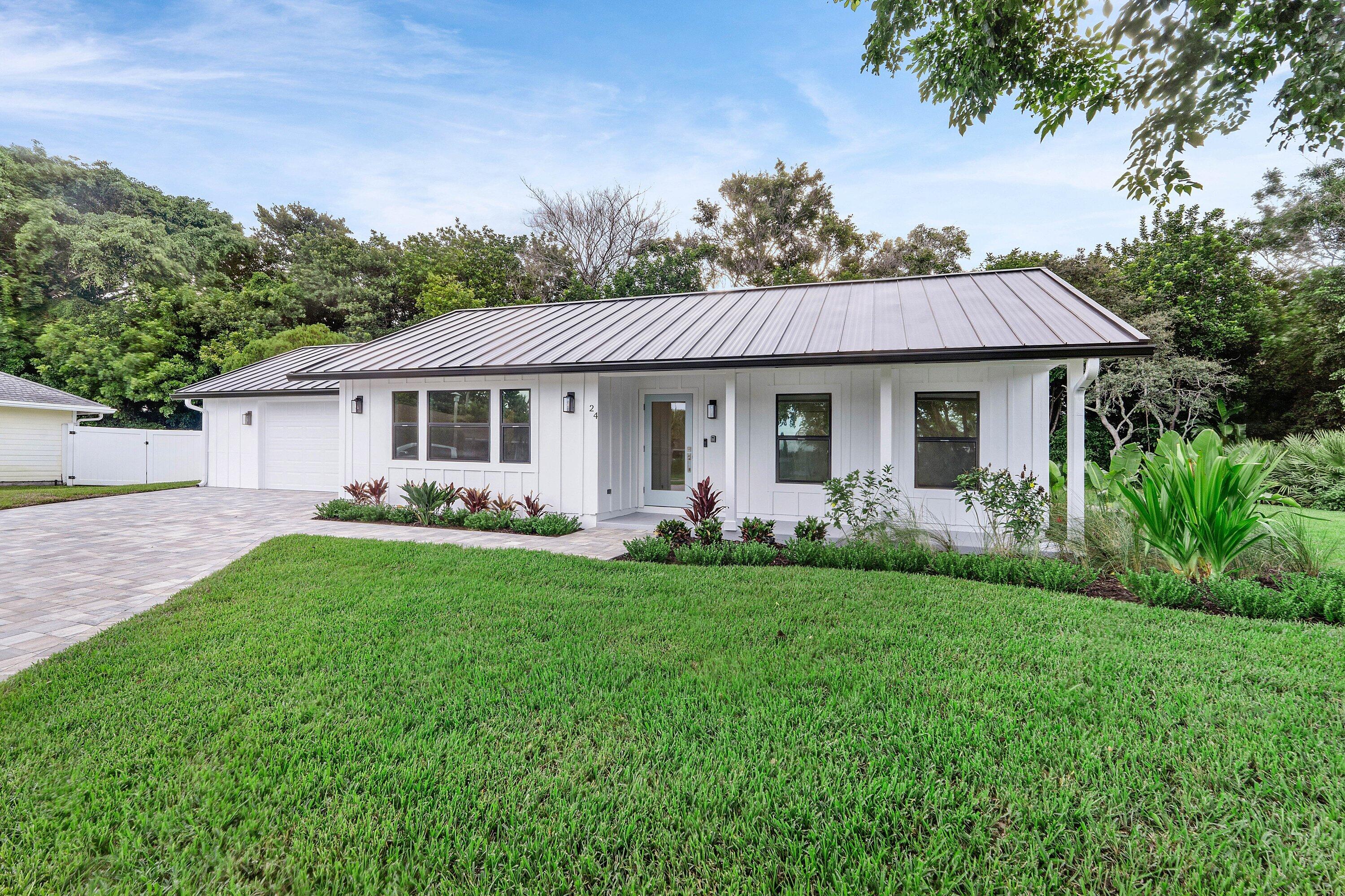 24 Russell, Tequesta FL 33469