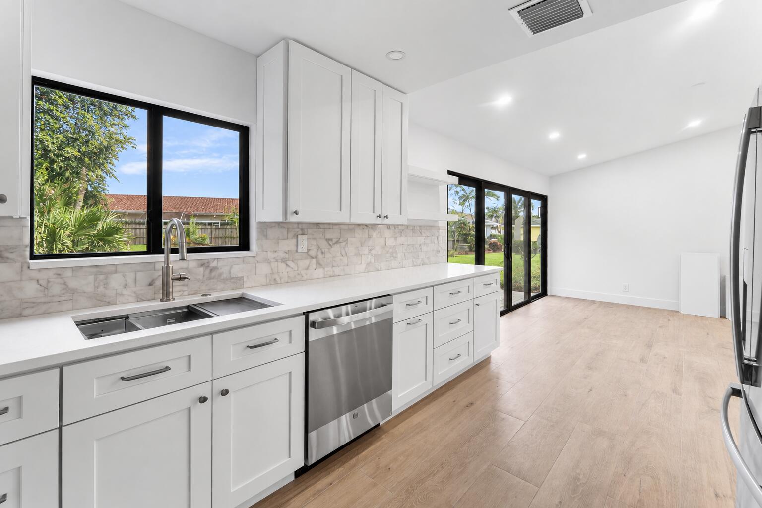 24 Russell, Tequesta FL 33469
