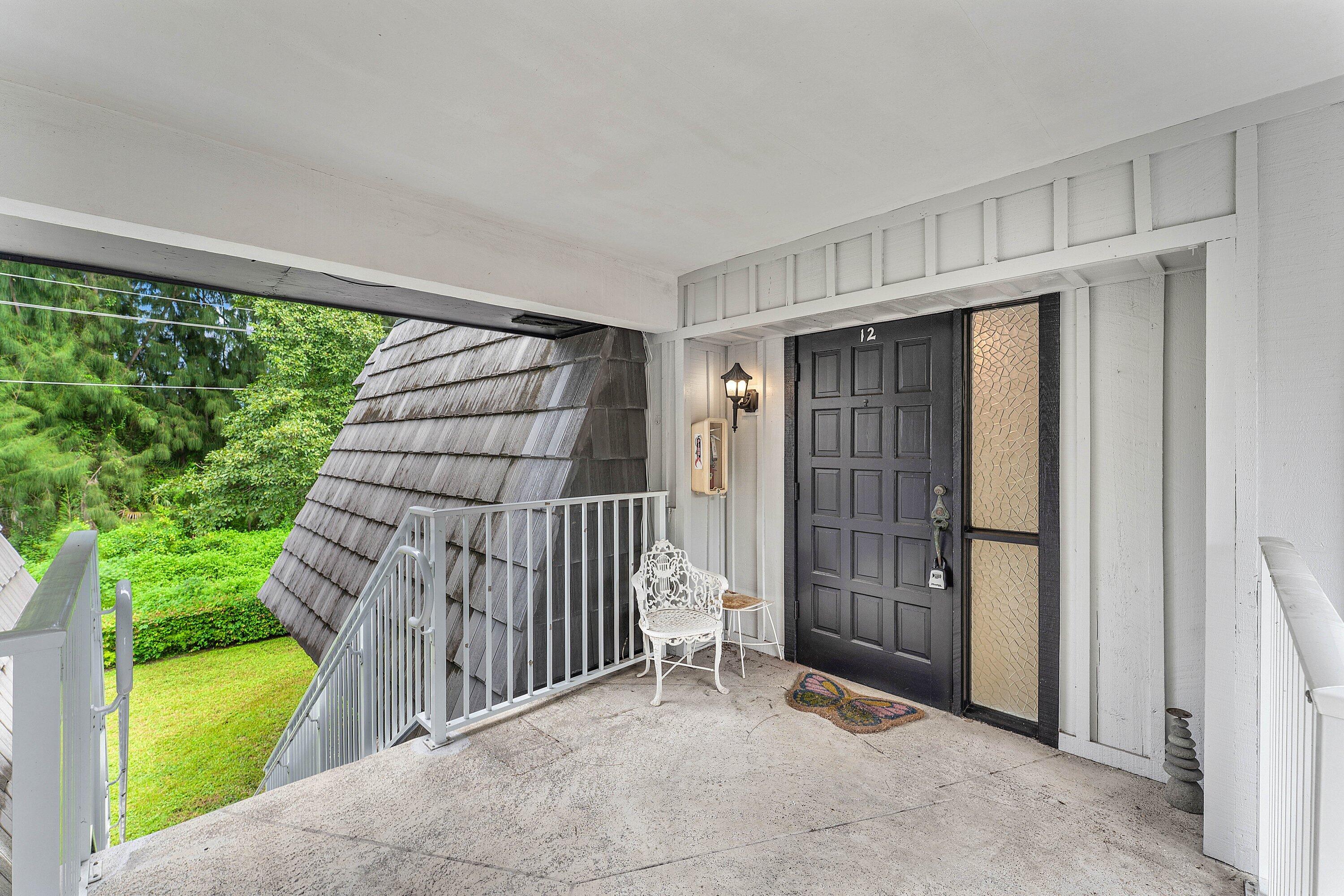 408 PINE TREE #12, Atlantis FL 33462