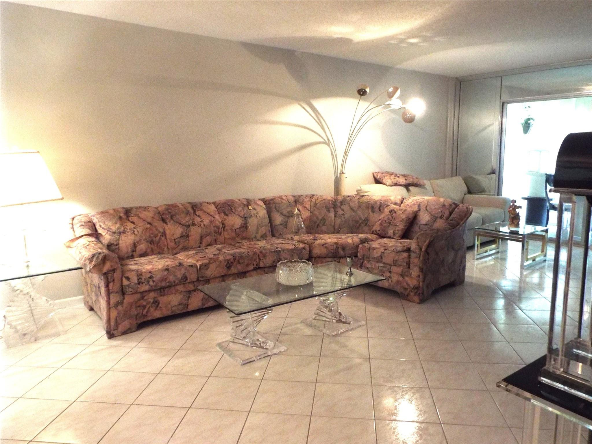 2201 Lucaya #Apt k1, Coconut Creek FL 33066