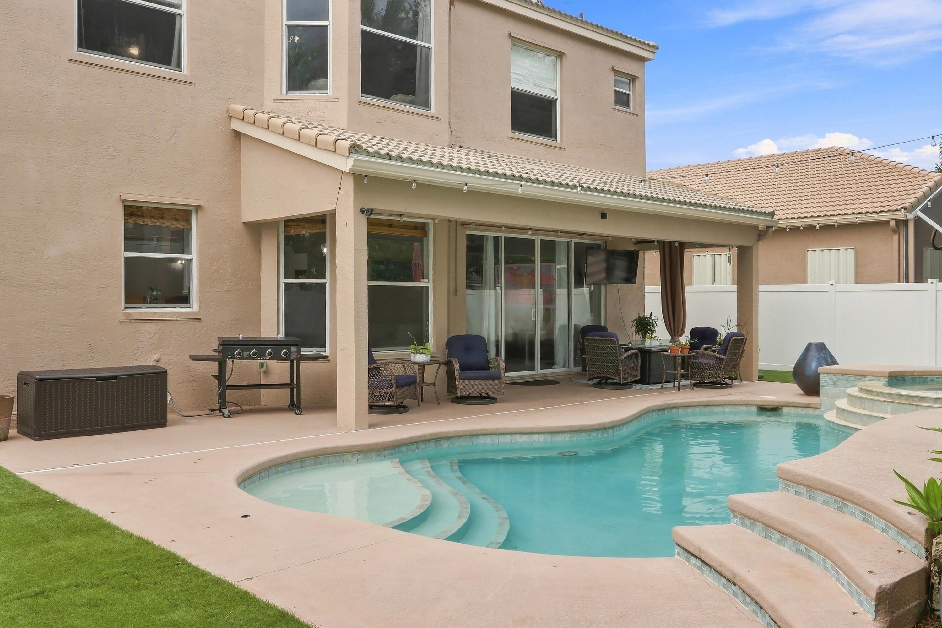 2478 WESTMONT, Royal Palm Beach FL 33411