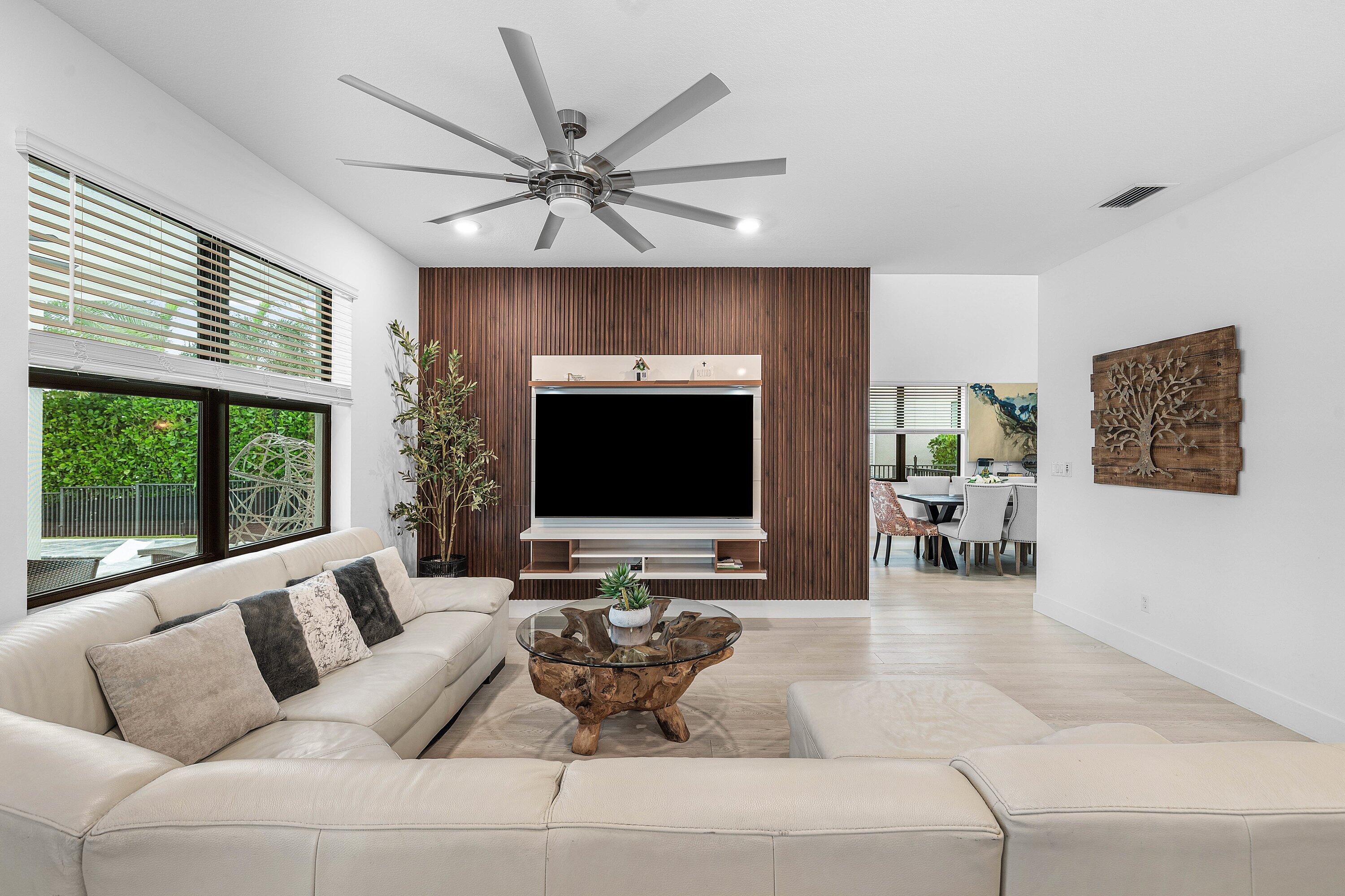 3138 Streng, Royal Palm Beach FL 33411