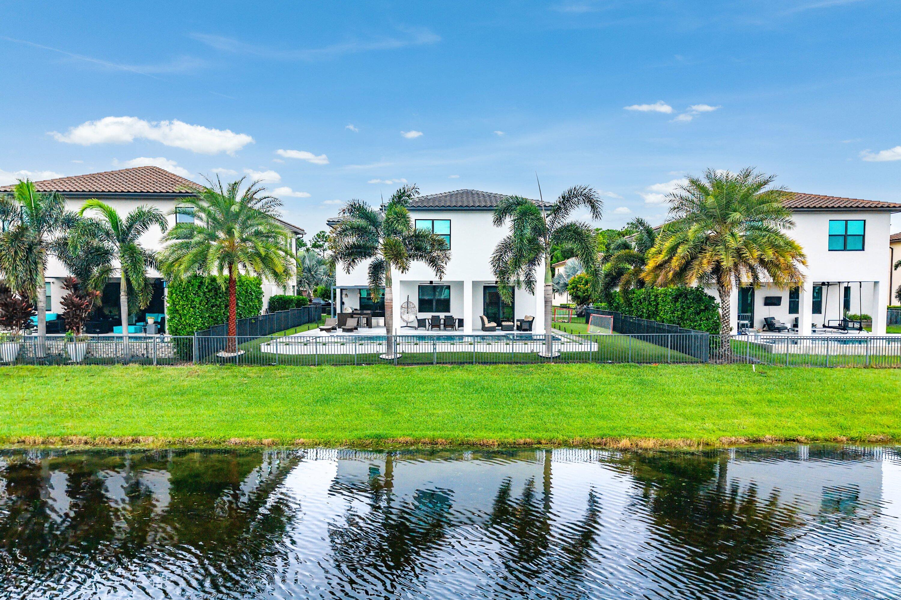 3138 Streng, Royal Palm Beach FL 33411