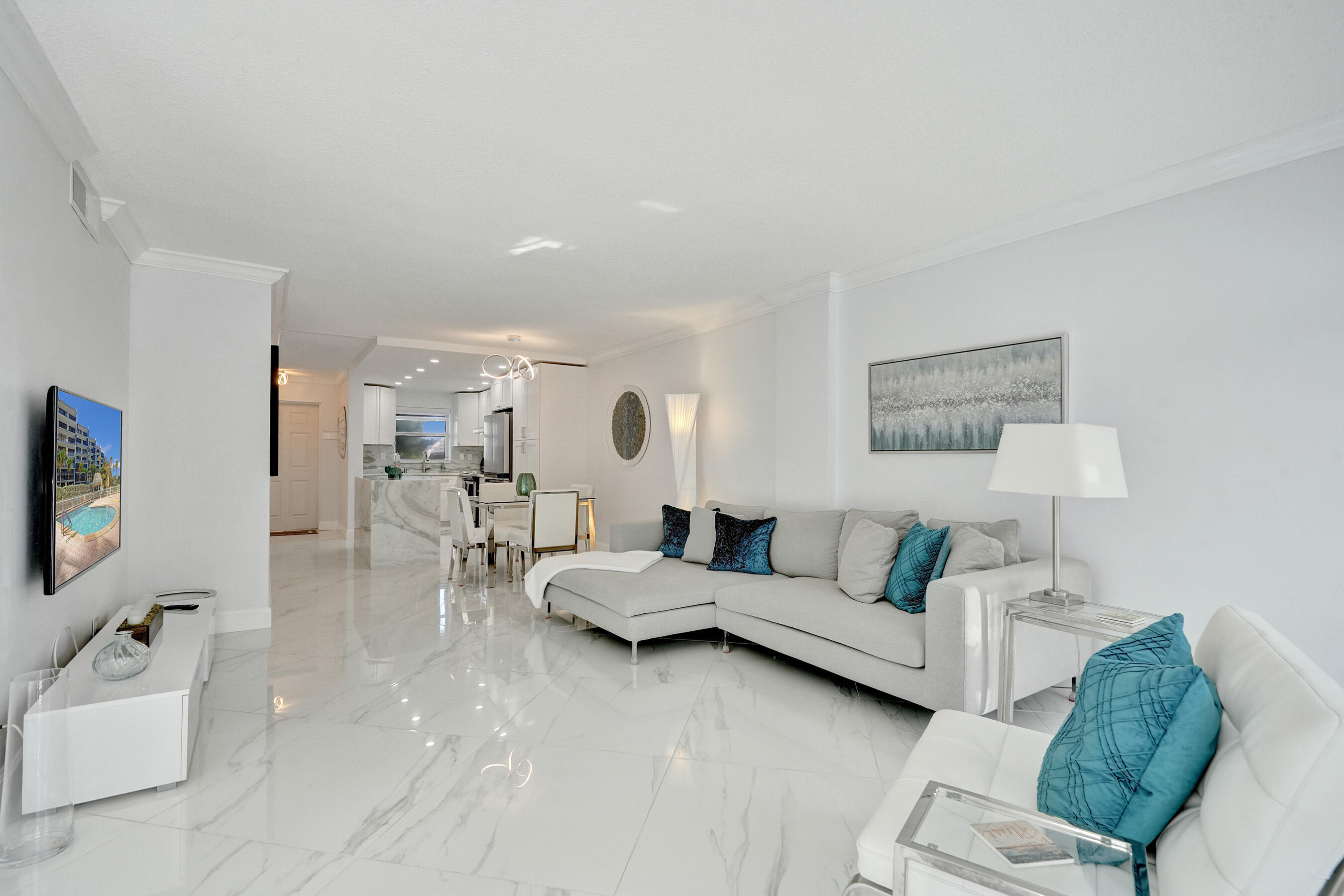 1169 HILLSBORO MILE #209, Hillsboro Beach FL 33062