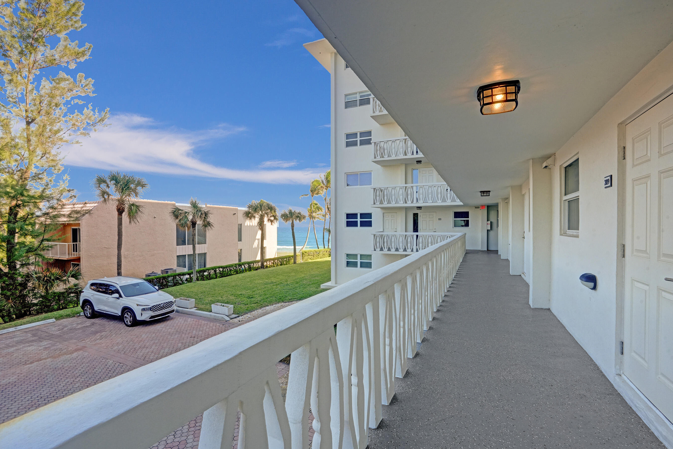 1169 HILLSBORO MILE #209, Hillsboro Beach FL 33062