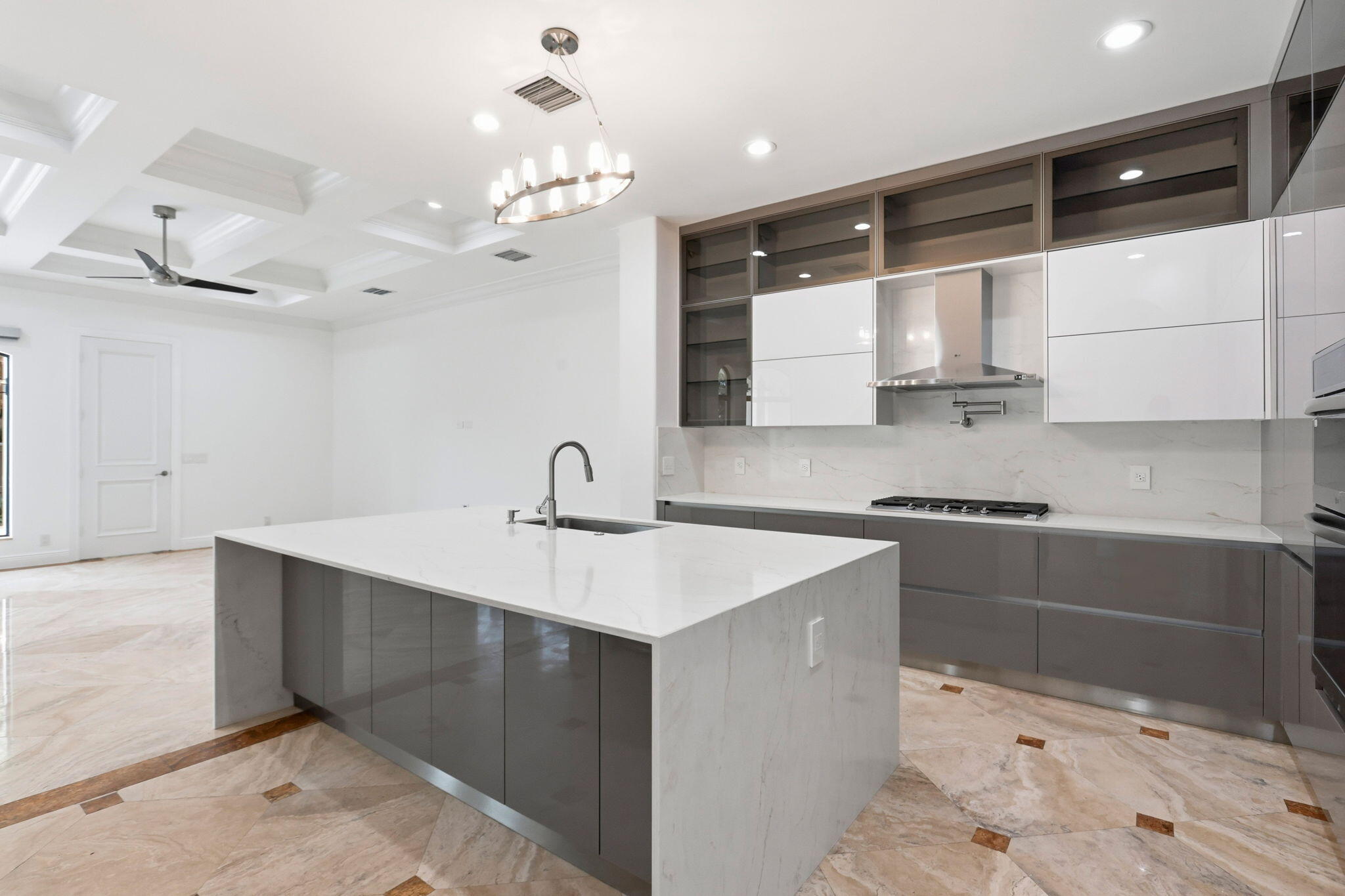 260 NE WAVECREST, Boca Raton FL 33432