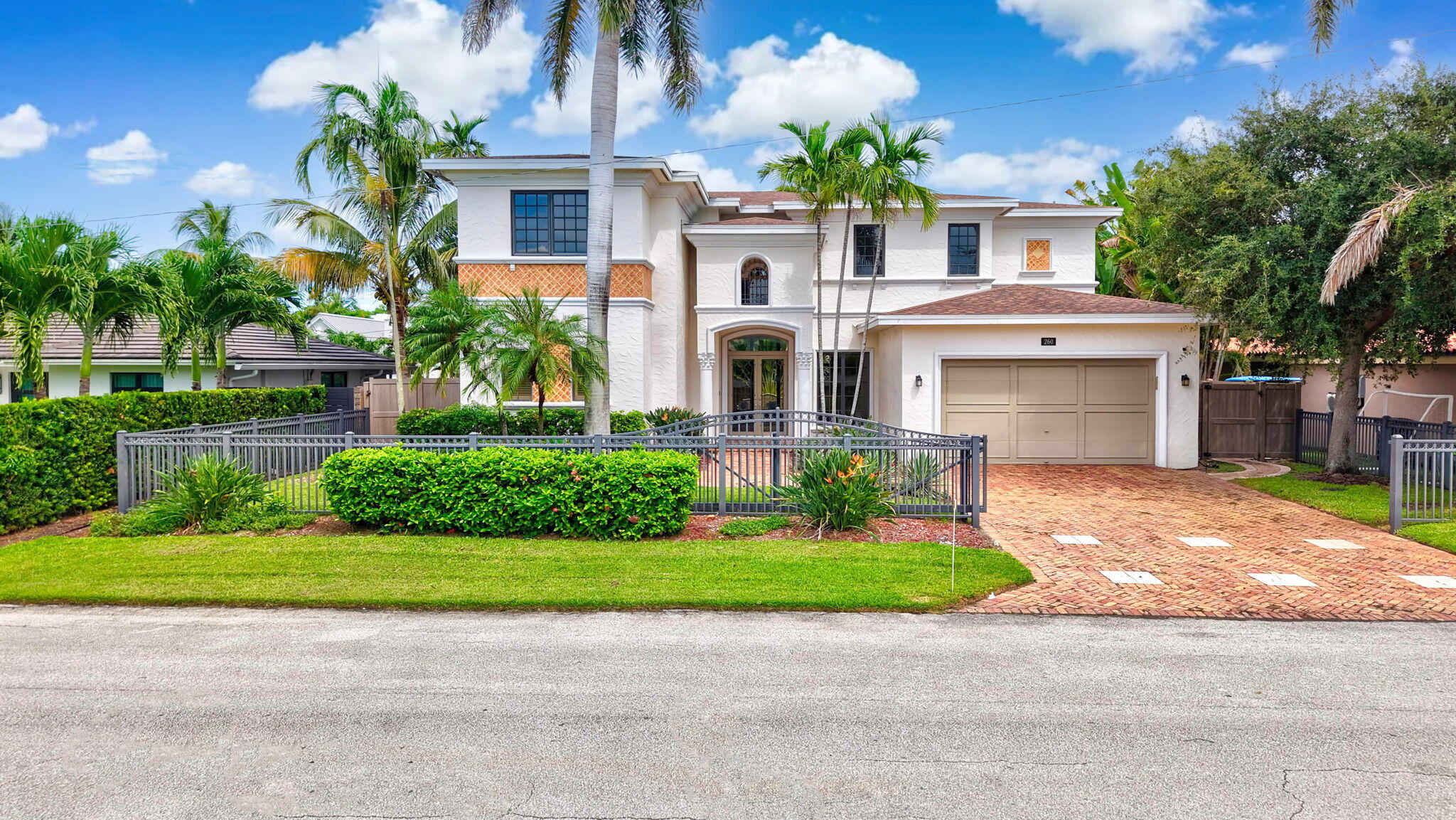 260 NE WAVECREST, Boca Raton FL 33432