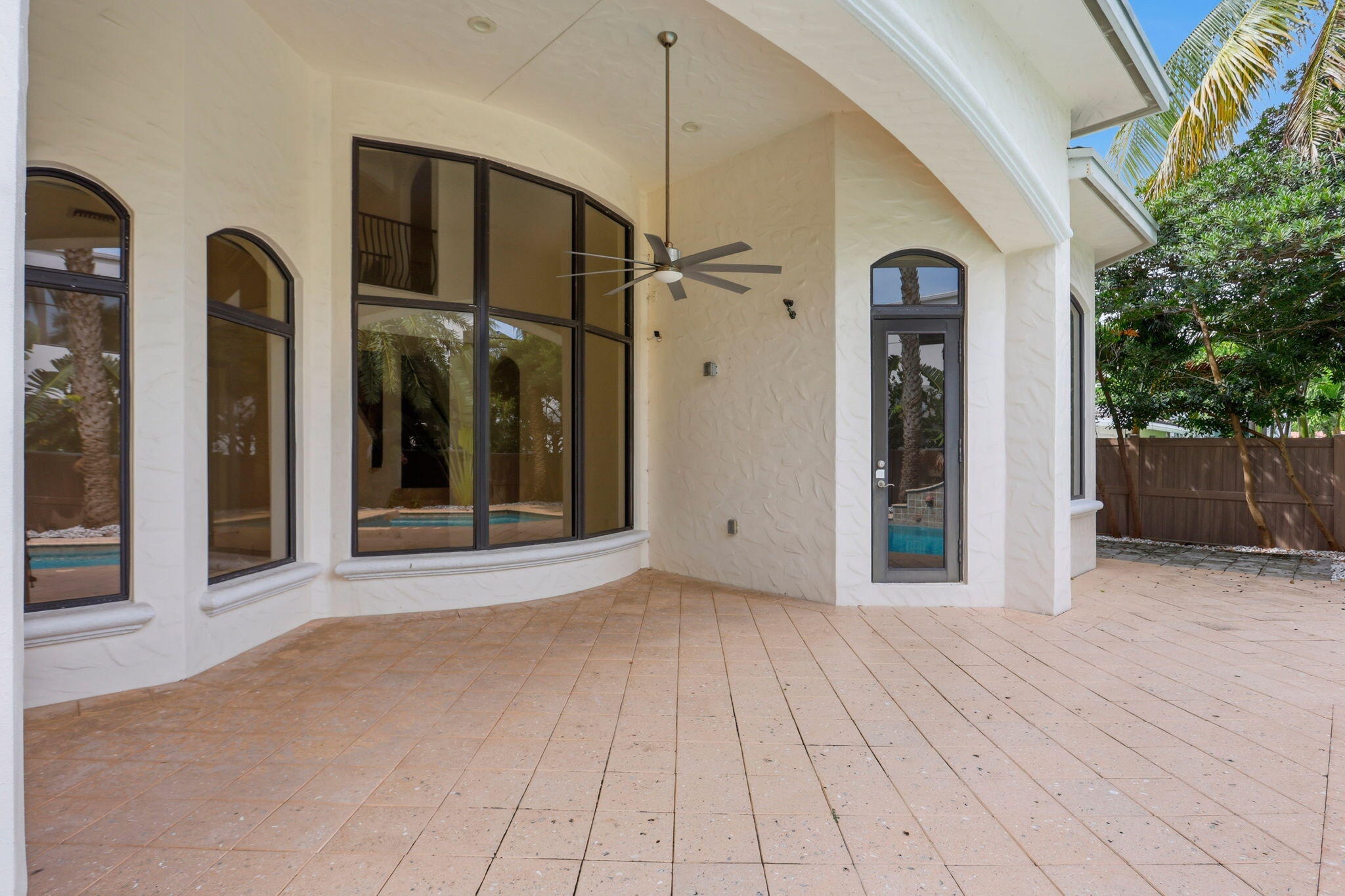 260 NE WAVECREST, Boca Raton FL 33432