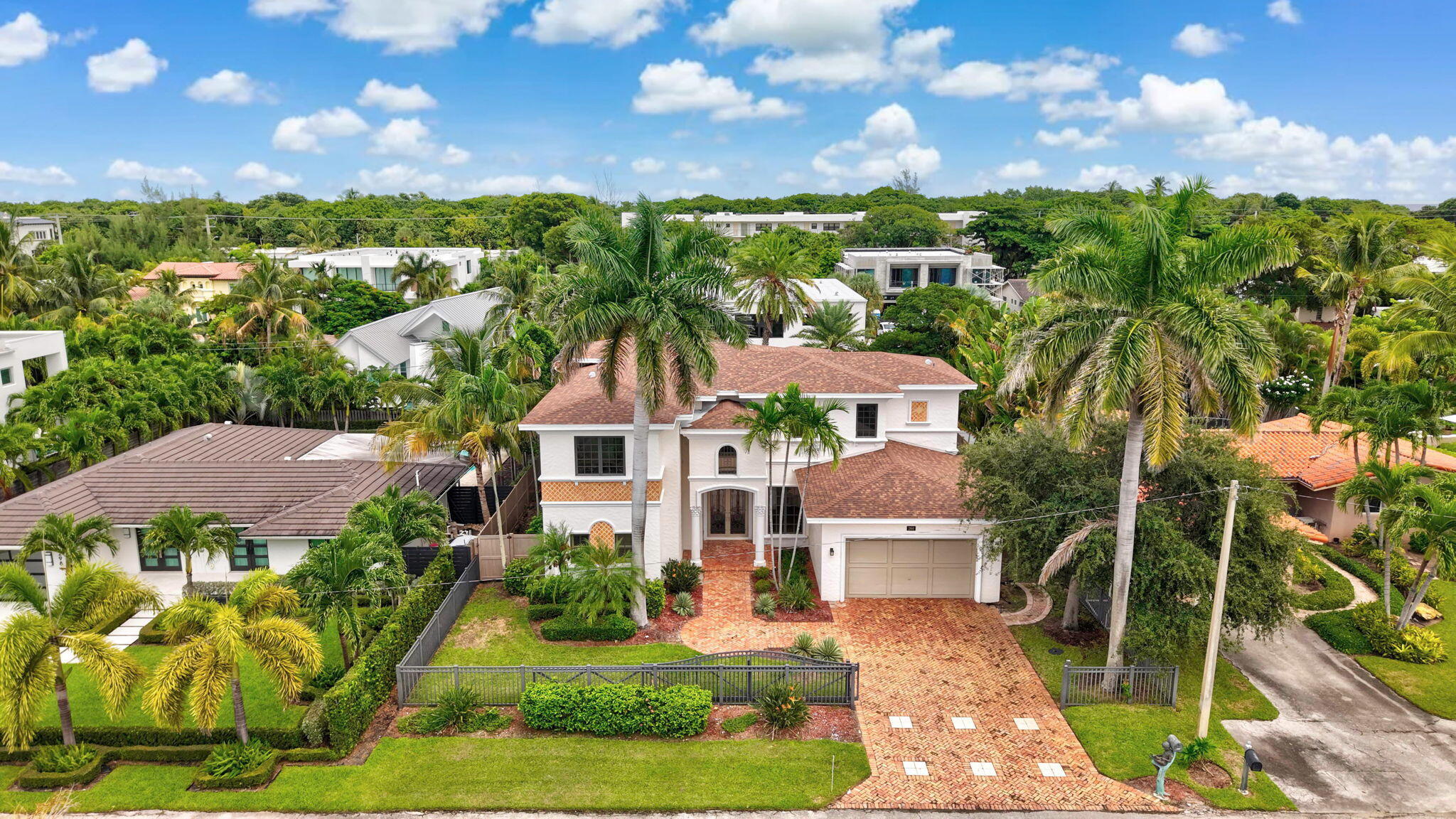 260 NE WAVECREST, Boca Raton FL 33432