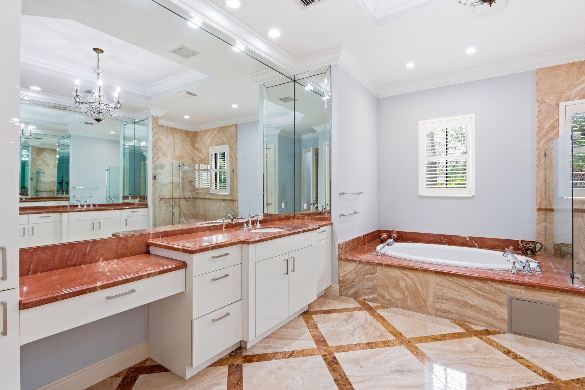 260 NE WAVECREST, Boca Raton FL 33432