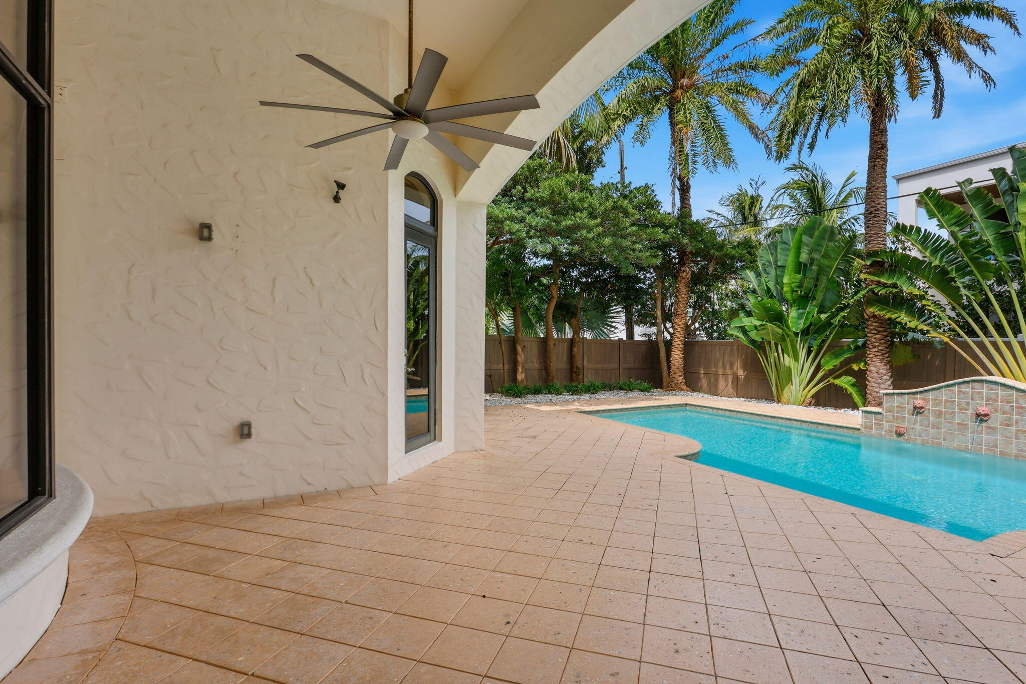 260 NE WAVECREST, Boca Raton FL 33432