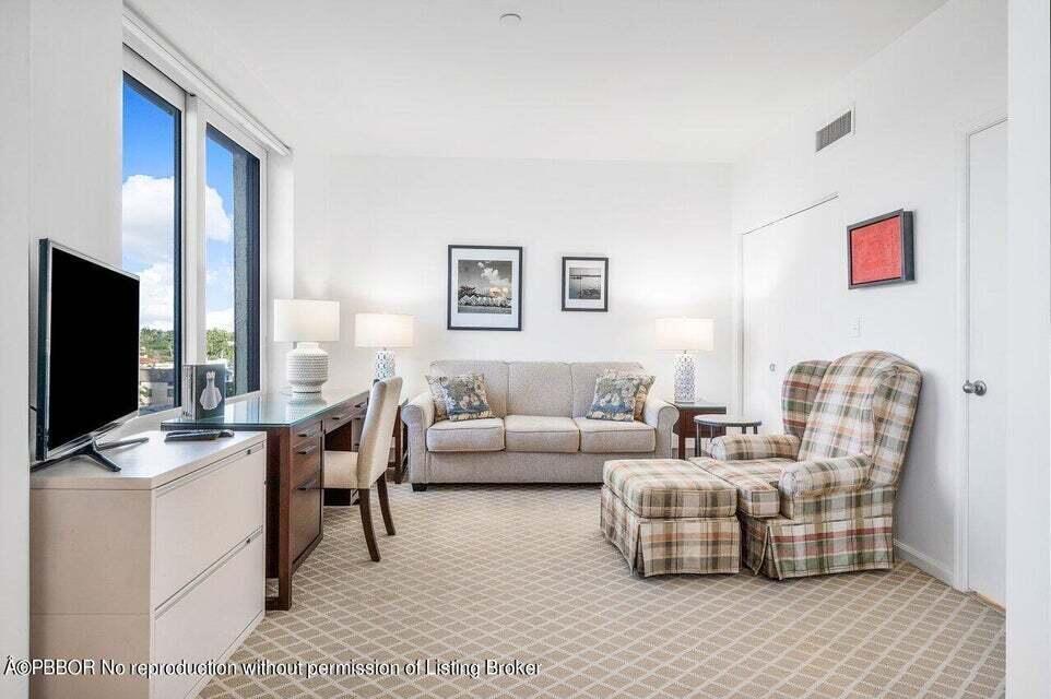 150 Bradley 0403 #403, Palm Beach FL 33480