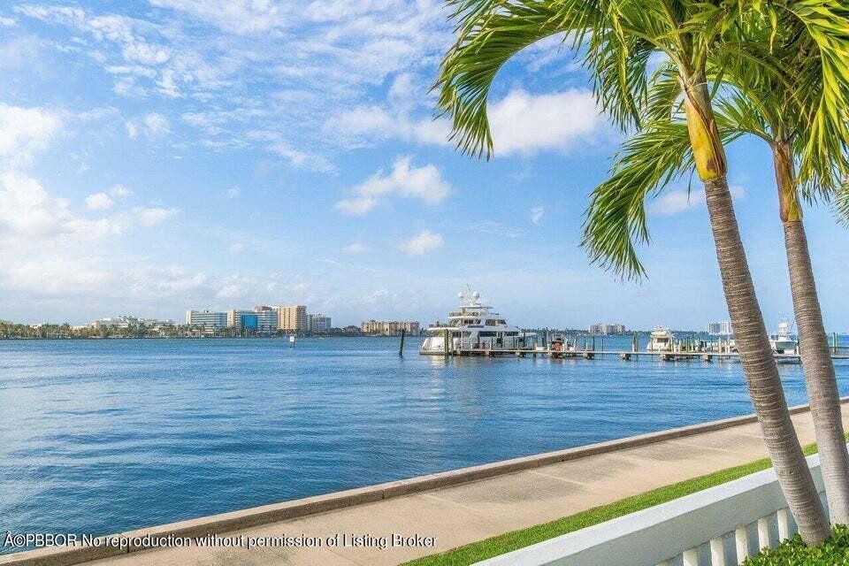 150 Bradley 0403 #403, Palm Beach FL 33480