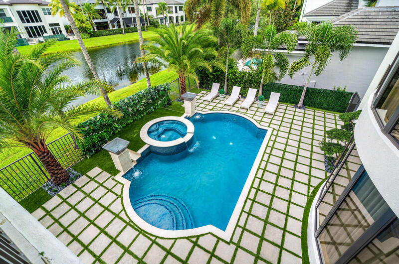 17545 Middlebrook Way, Boca Raton FL 33496