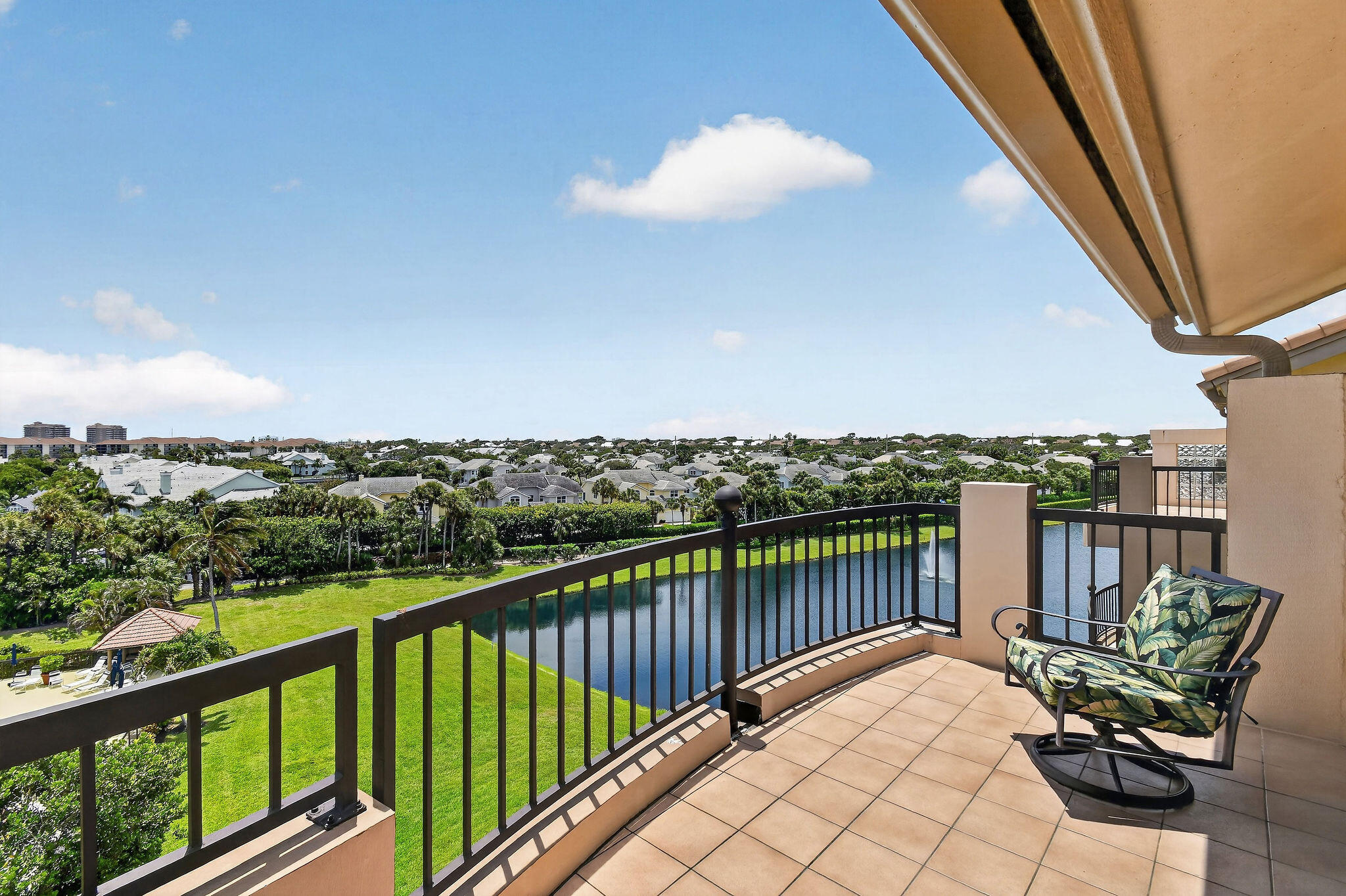 101 Ocean Bluffs #504, Jupiter FL 33477