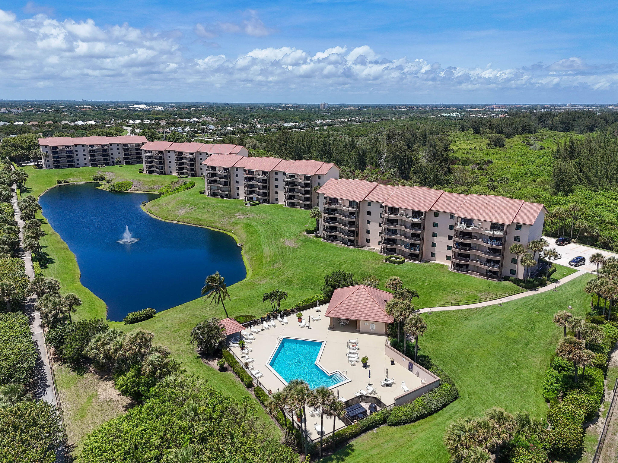 101 Ocean Bluffs #504, Jupiter FL 33477