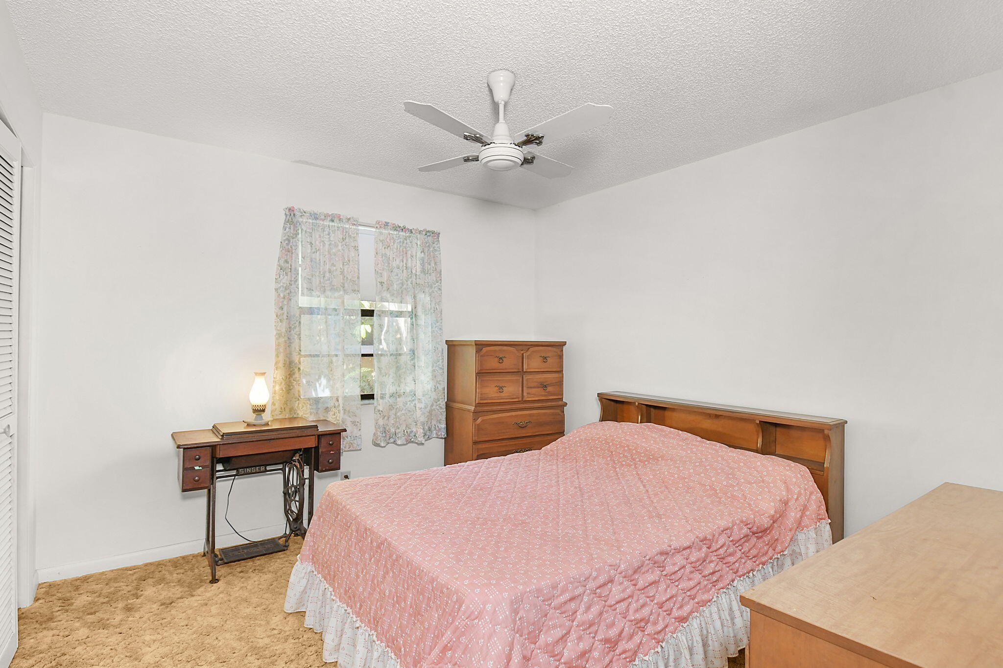 519 EVERGREEN, Lake Park FL 33403