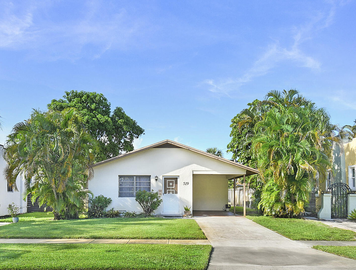 519 EVERGREEN, Lake Park FL 33403