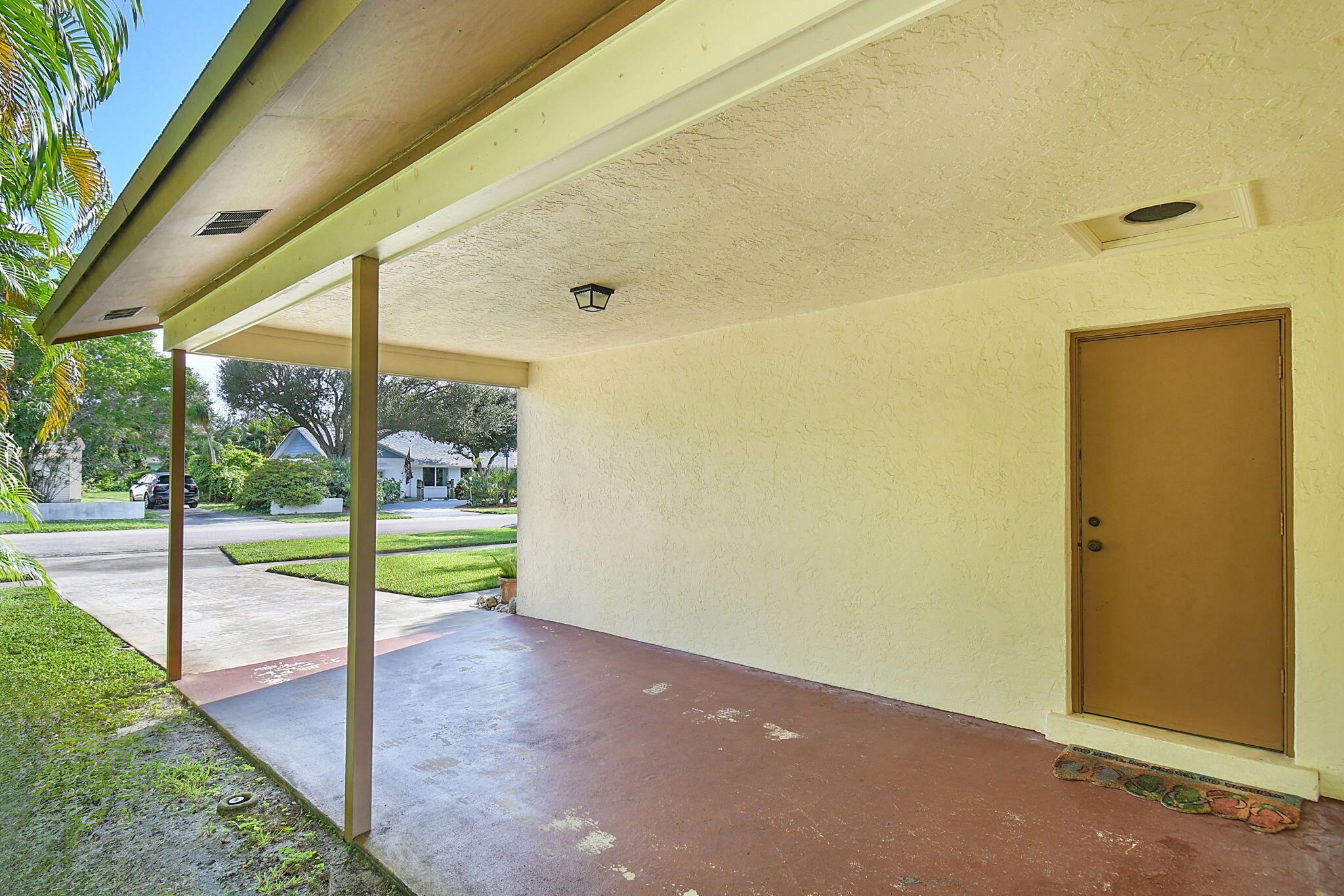 519 EVERGREEN, Lake Park FL 33403