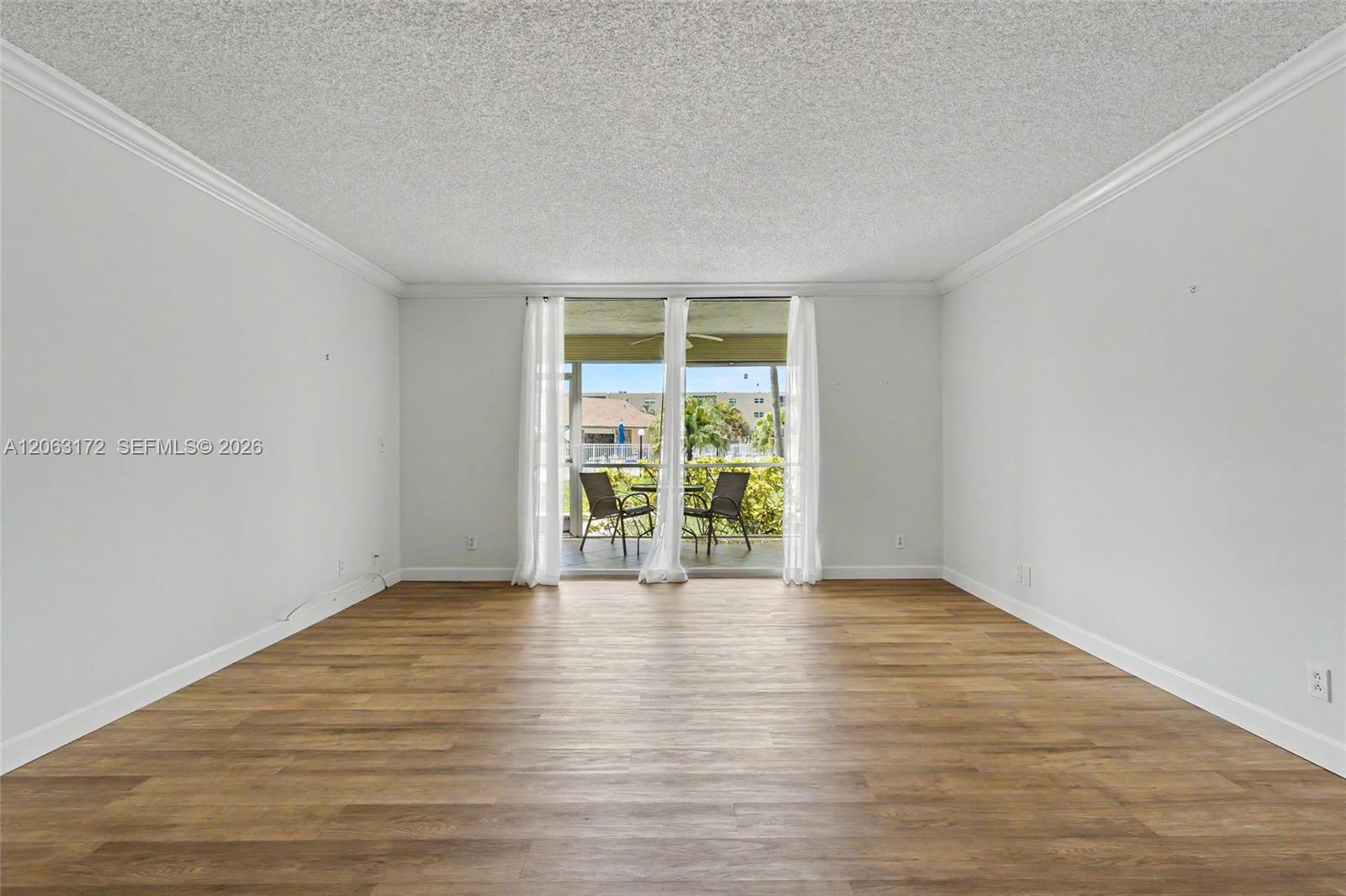 414 SE 10TH #103, Dania Beach FL 33004