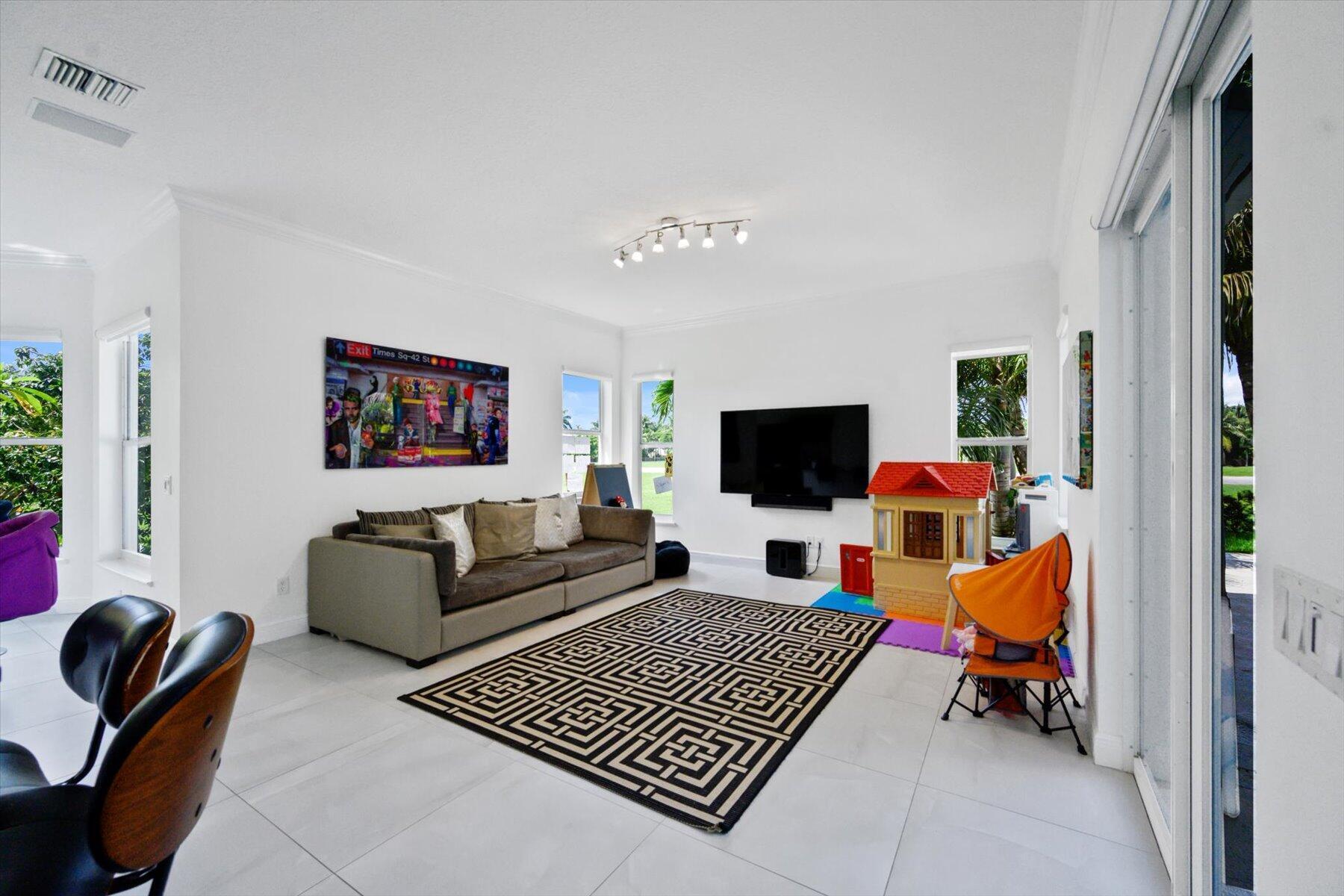 2135 Windsock, Wellington FL 33414