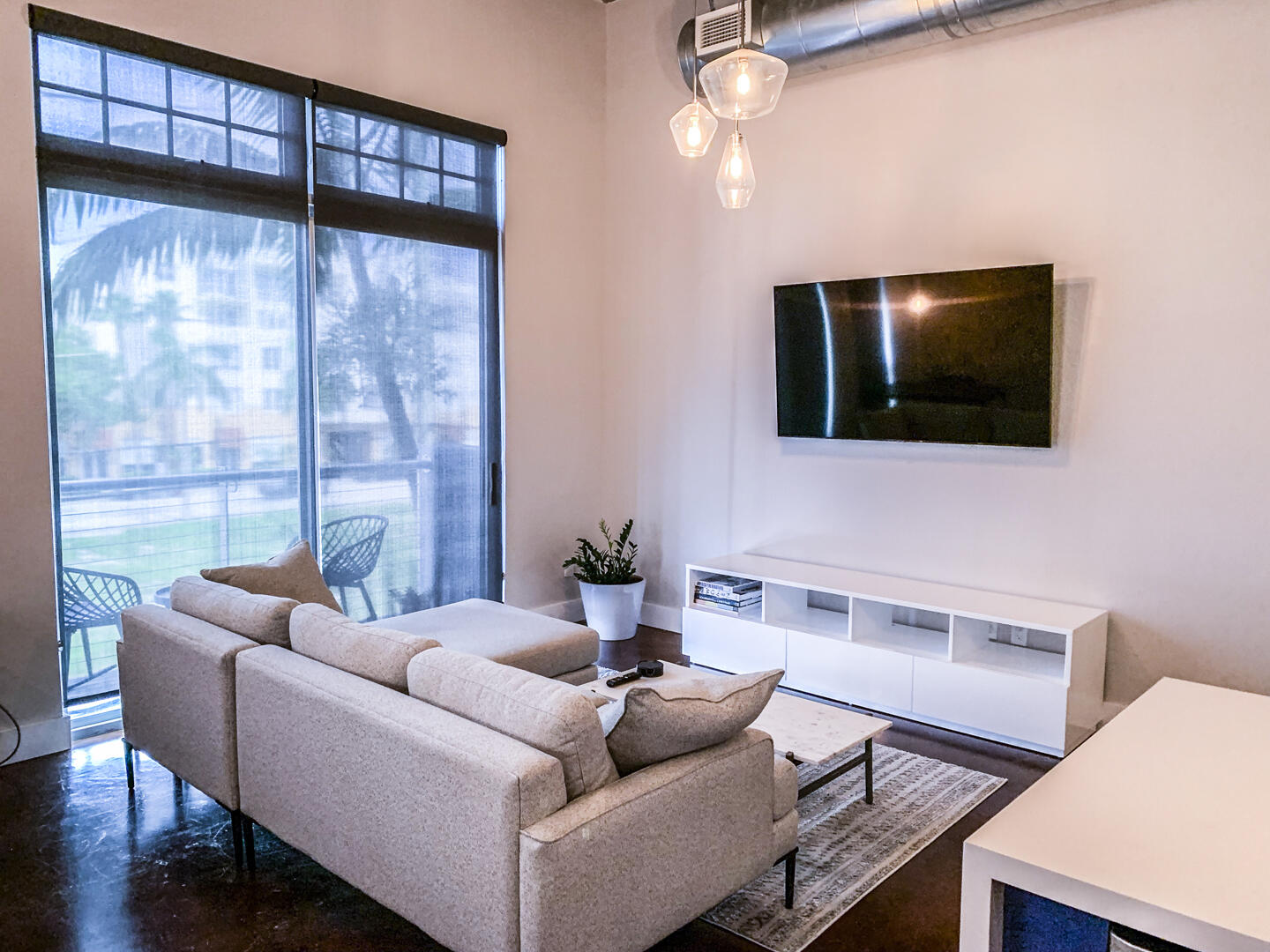 185 NE 4TH #204, Delray Beach FL 33483