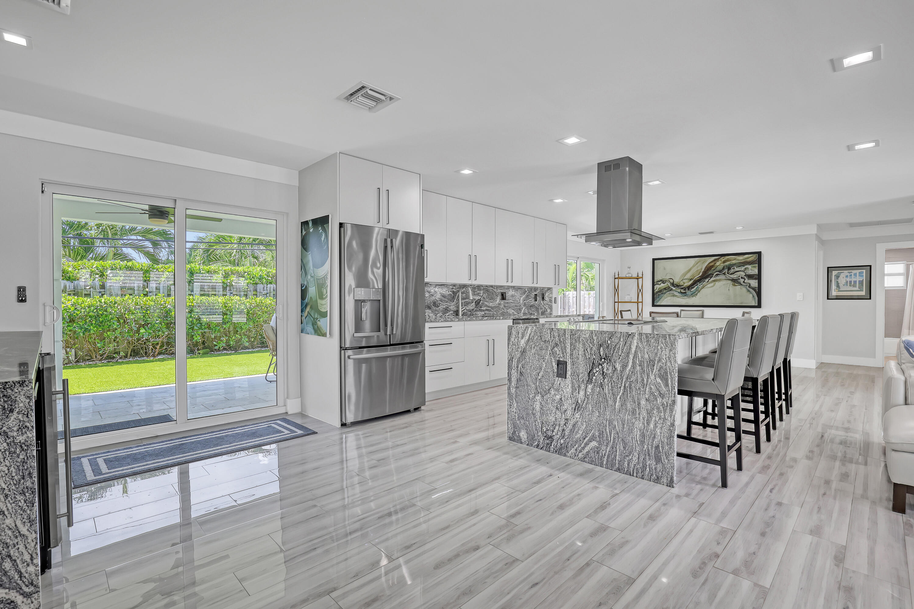 1191 BIMINI, Singer Island FL 33404