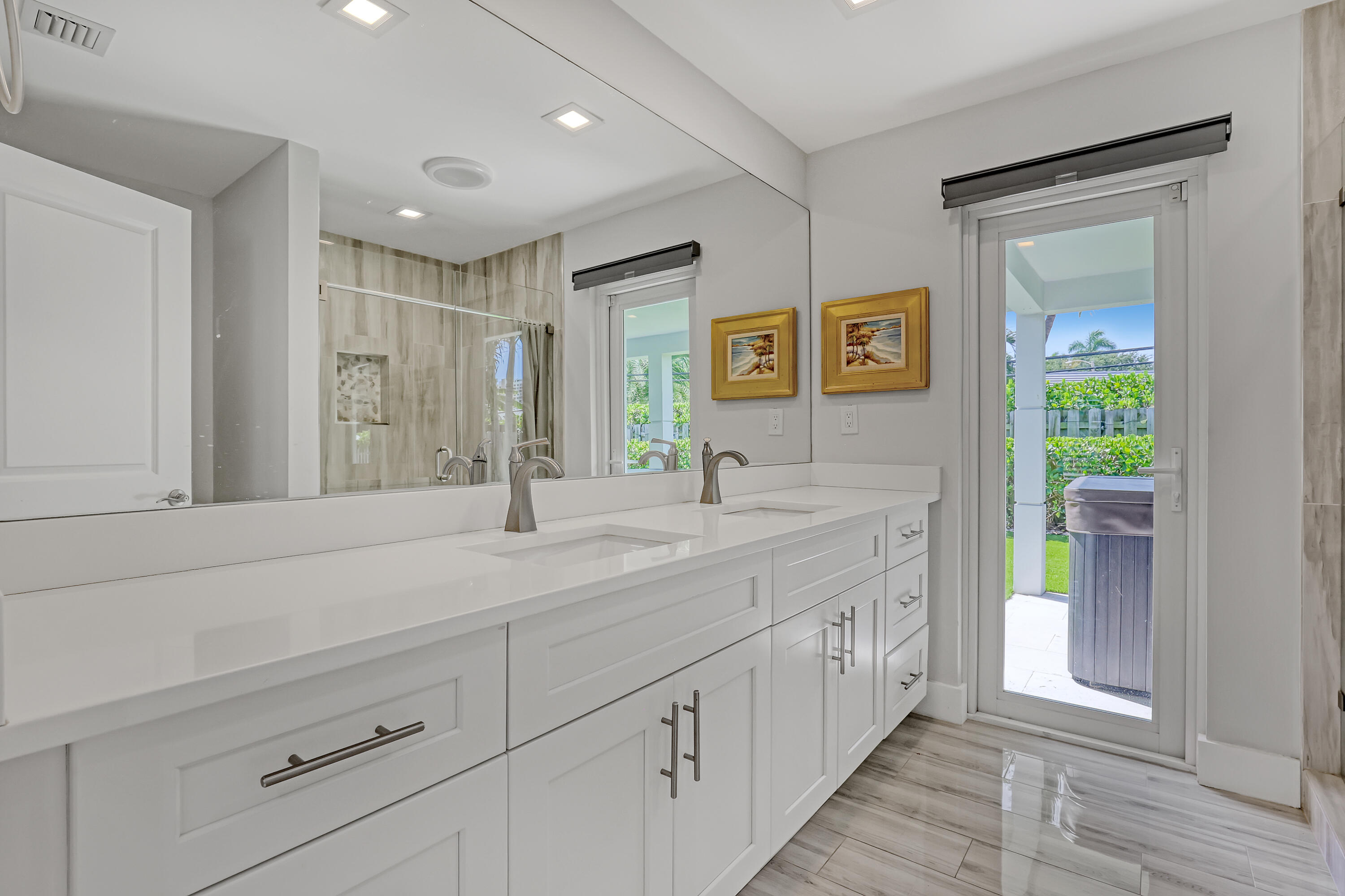 1191 BIMINI, Singer Island FL 33404