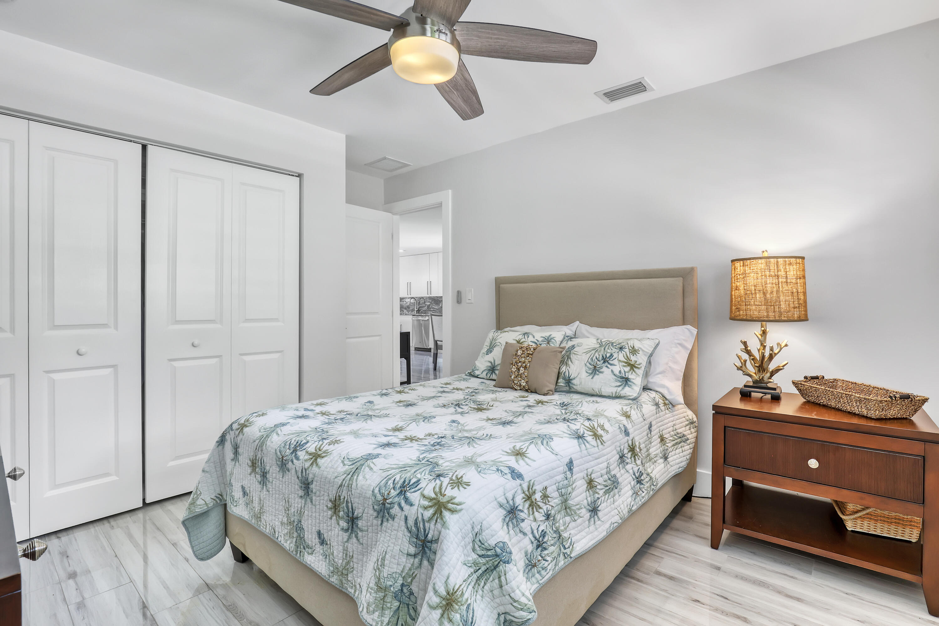 1191 BIMINI, Singer Island FL 33404