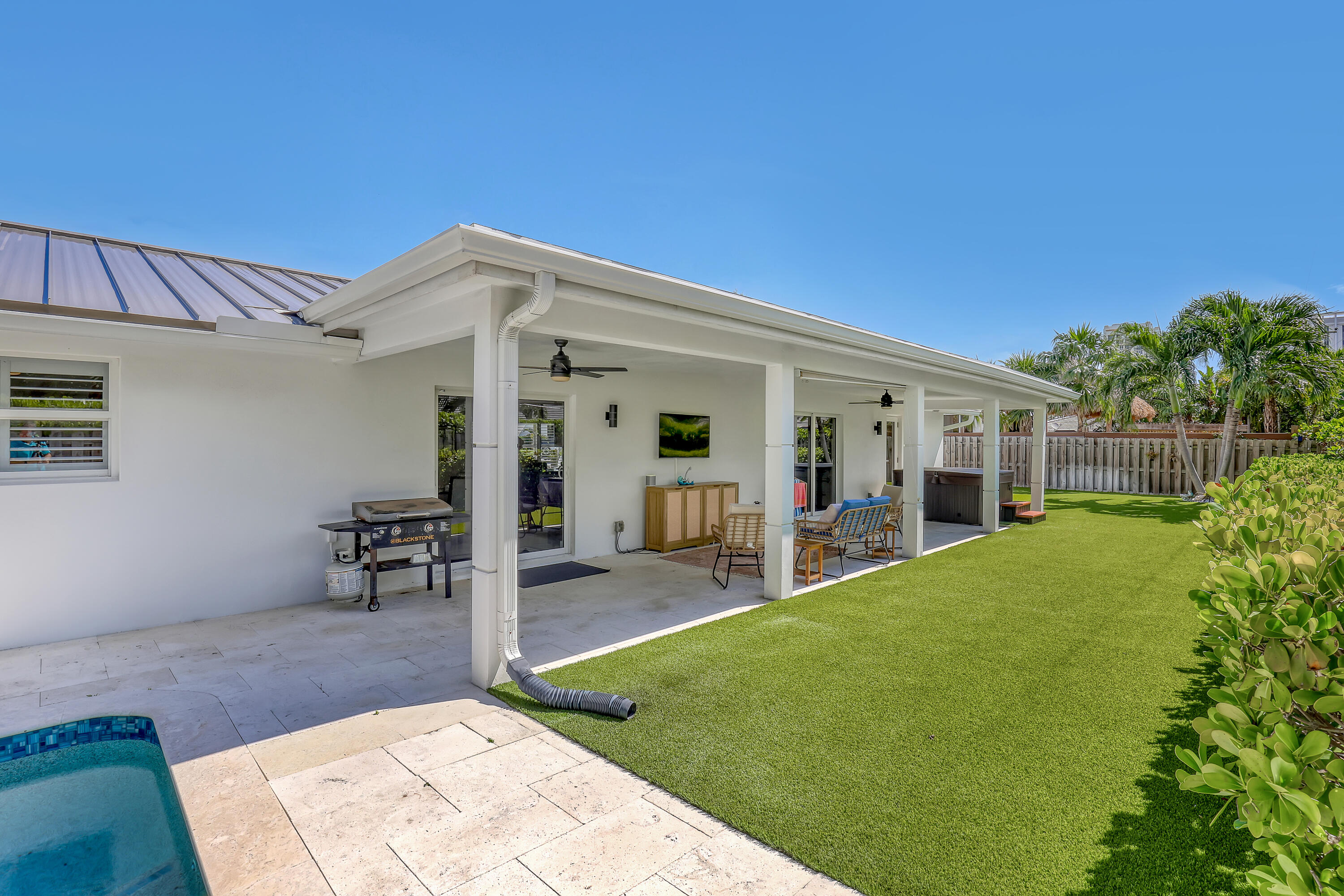 1191 BIMINI, Singer Island FL 33404