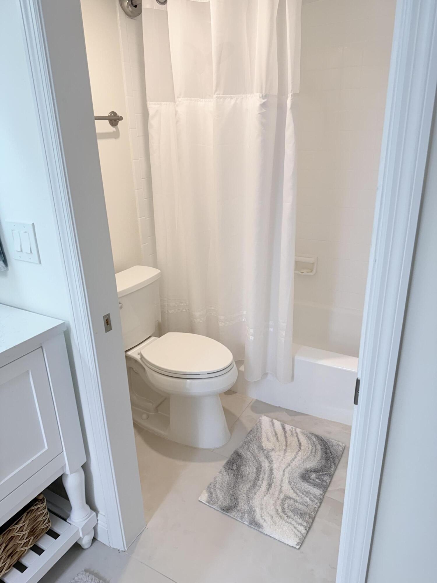 1640 Twelve Oaks #305, North Palm Beach FL 33408