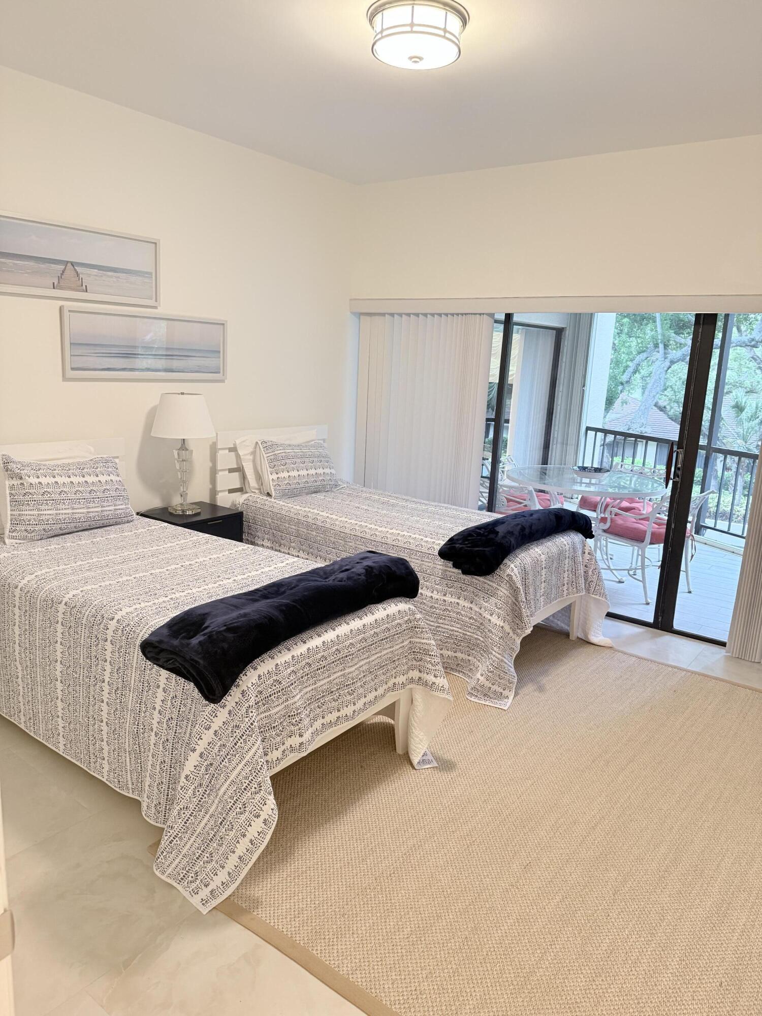 1640 Twelve Oaks #305, North Palm Beach FL 33408