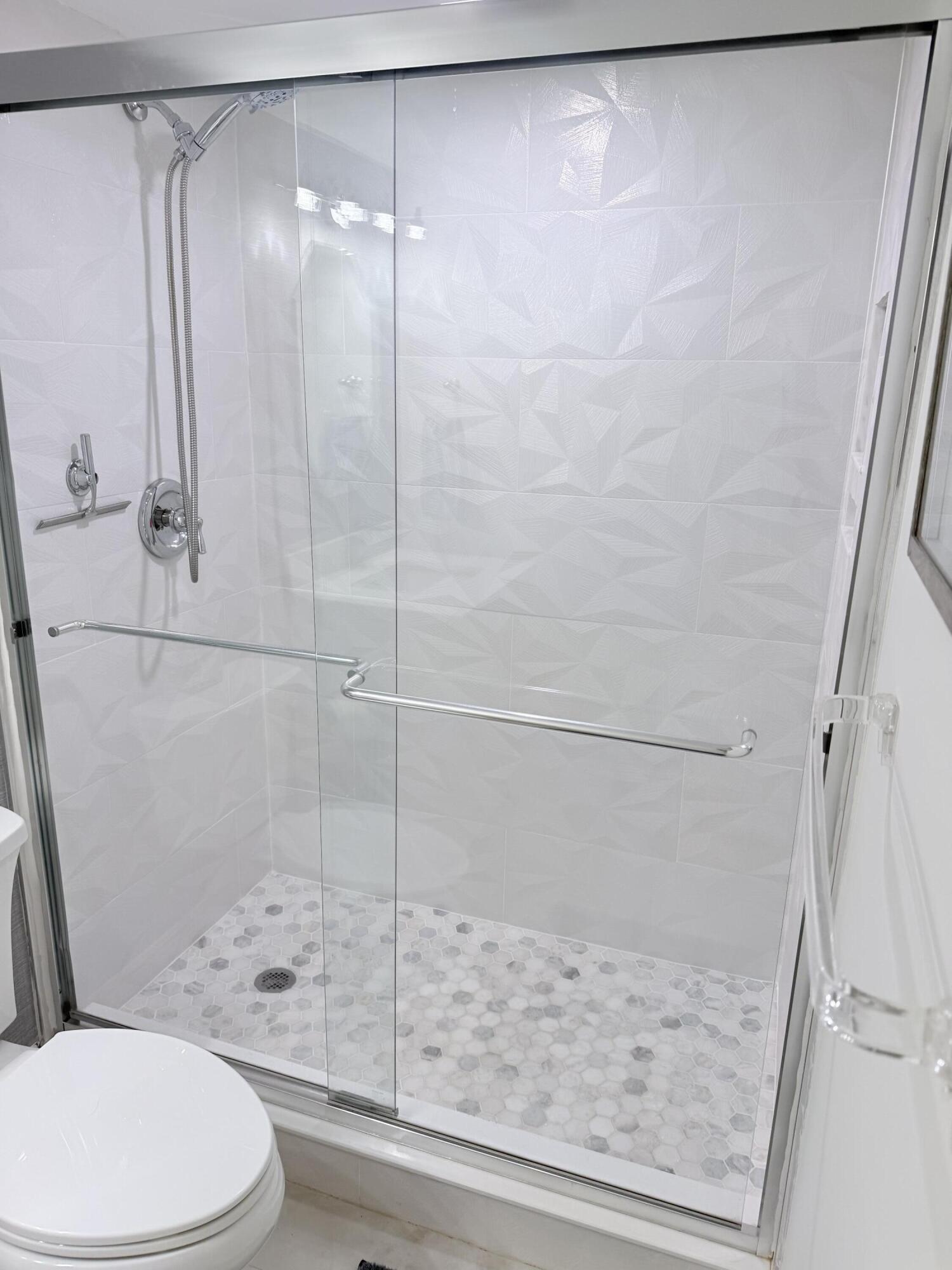 1640 Twelve Oaks #305, North Palm Beach FL 33408