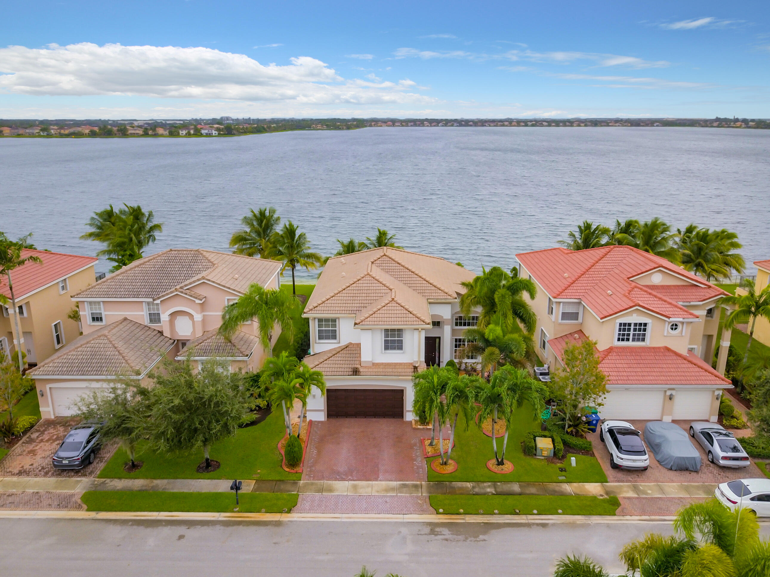 4827 SW 183RD, Miramar FL 33029