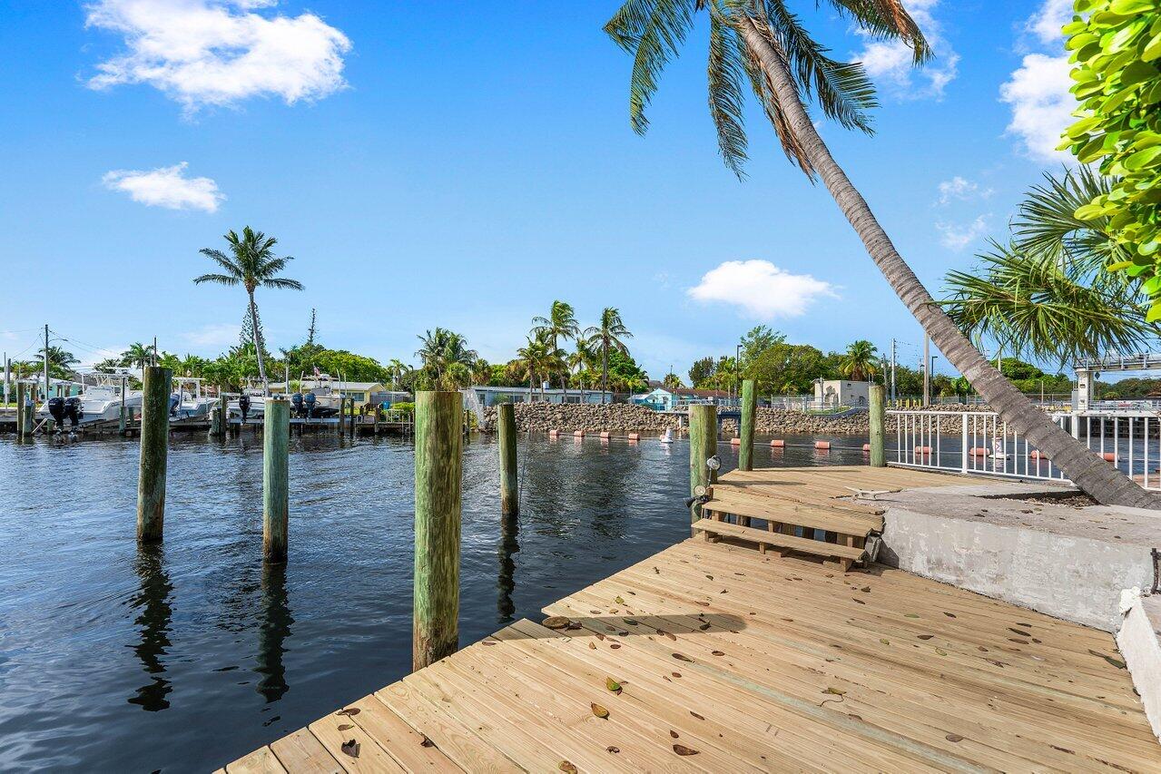 638 Shore, Boynton Beach FL 33435
