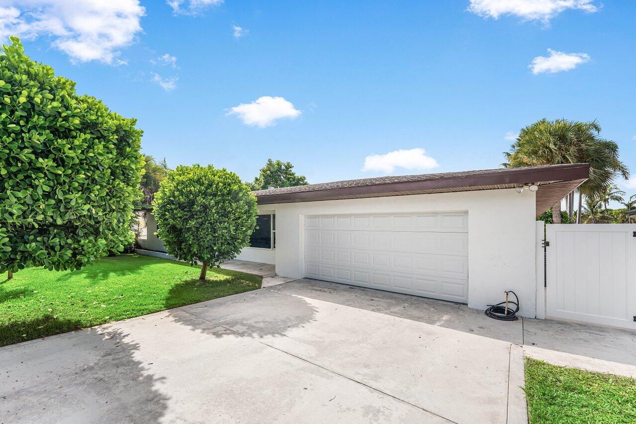 638 Shore, Boynton Beach FL 33435