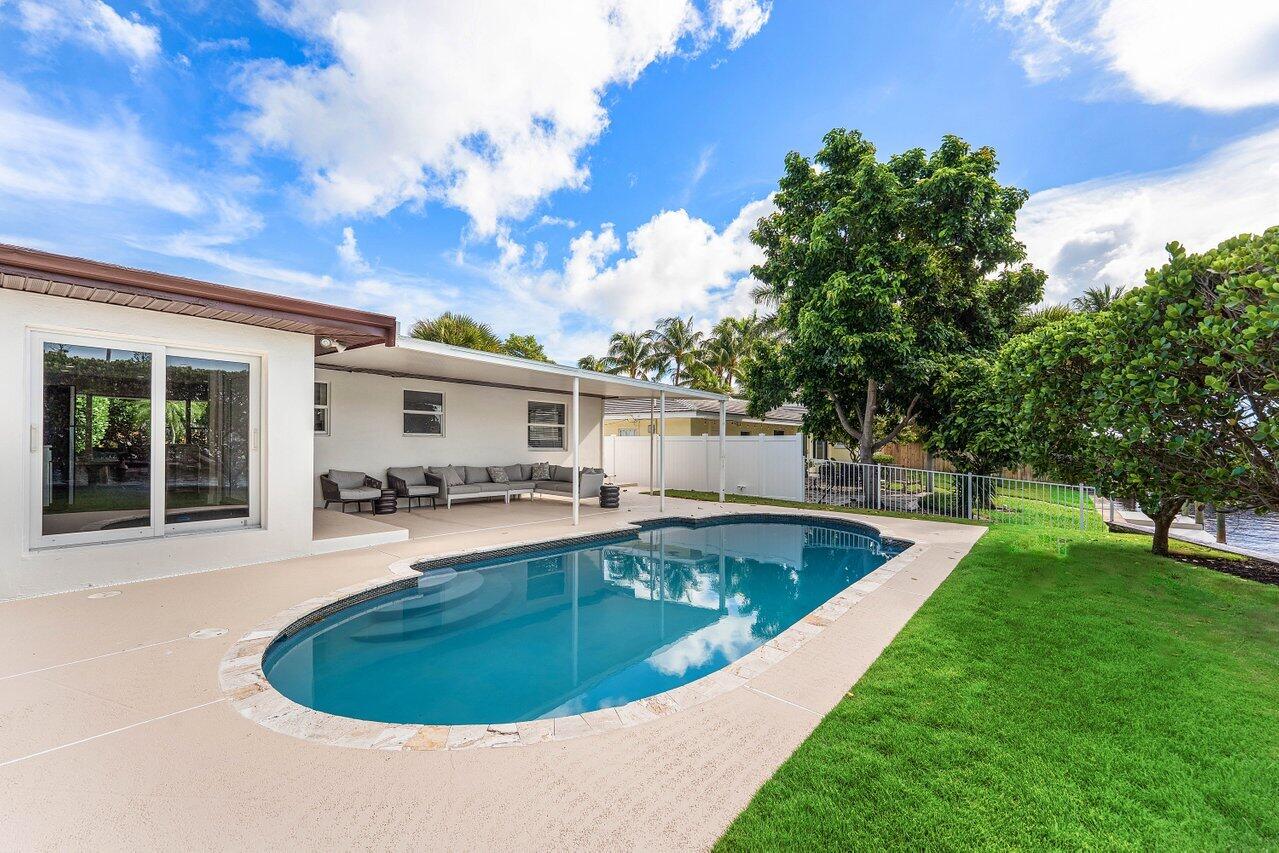 638 Shore, Boynton Beach FL 33435