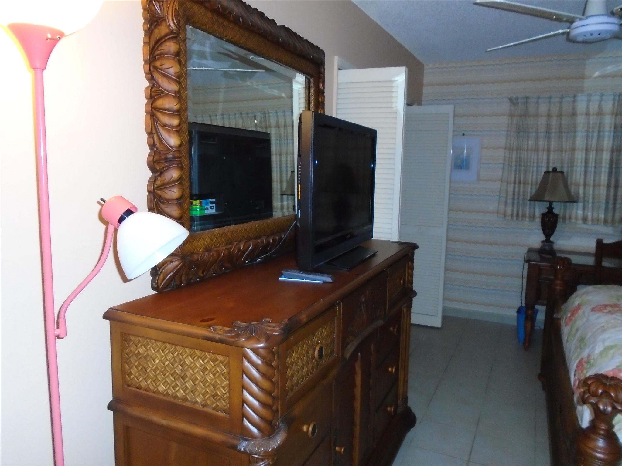 3165 NE 48TH #110, Lighthouse Point FL 33064