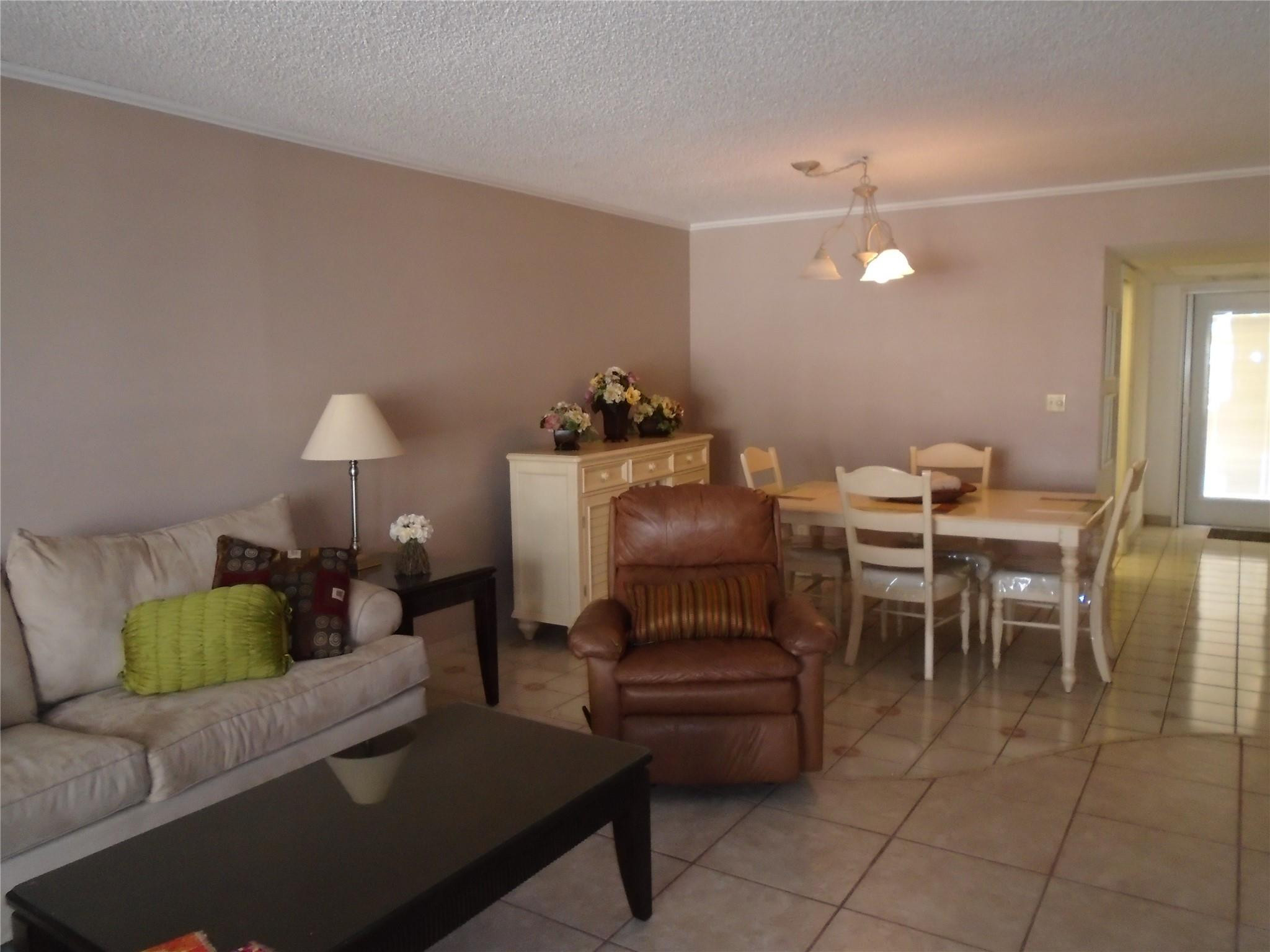 3165 NE 48TH #110, Lighthouse Point FL 33064