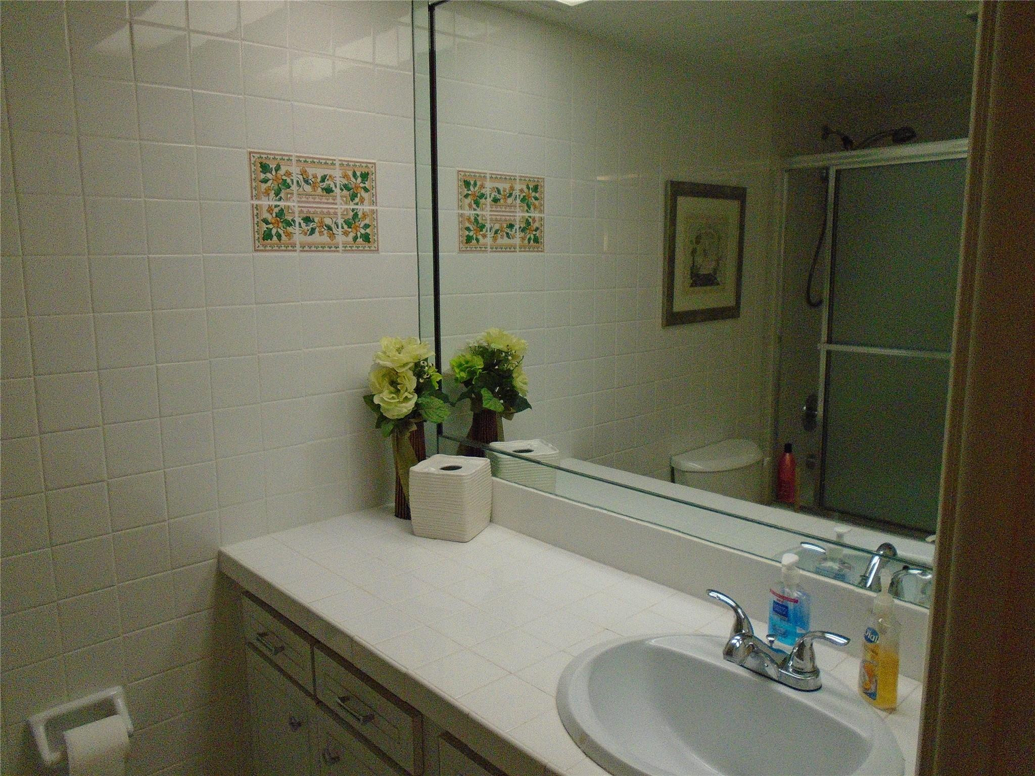 3165 NE 48TH #110, Lighthouse Point FL 33064