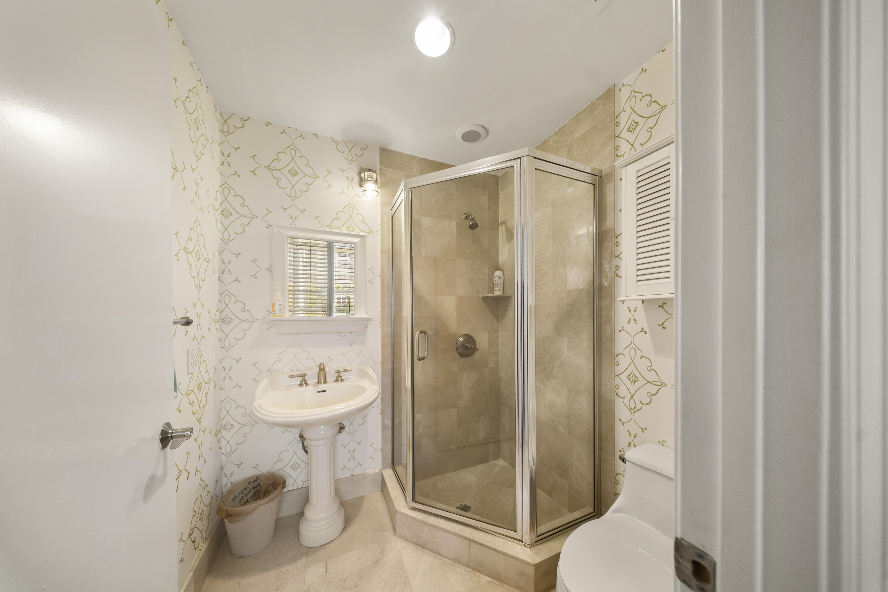 701 SE 21ST #302, Deerfield Beach FL 33441