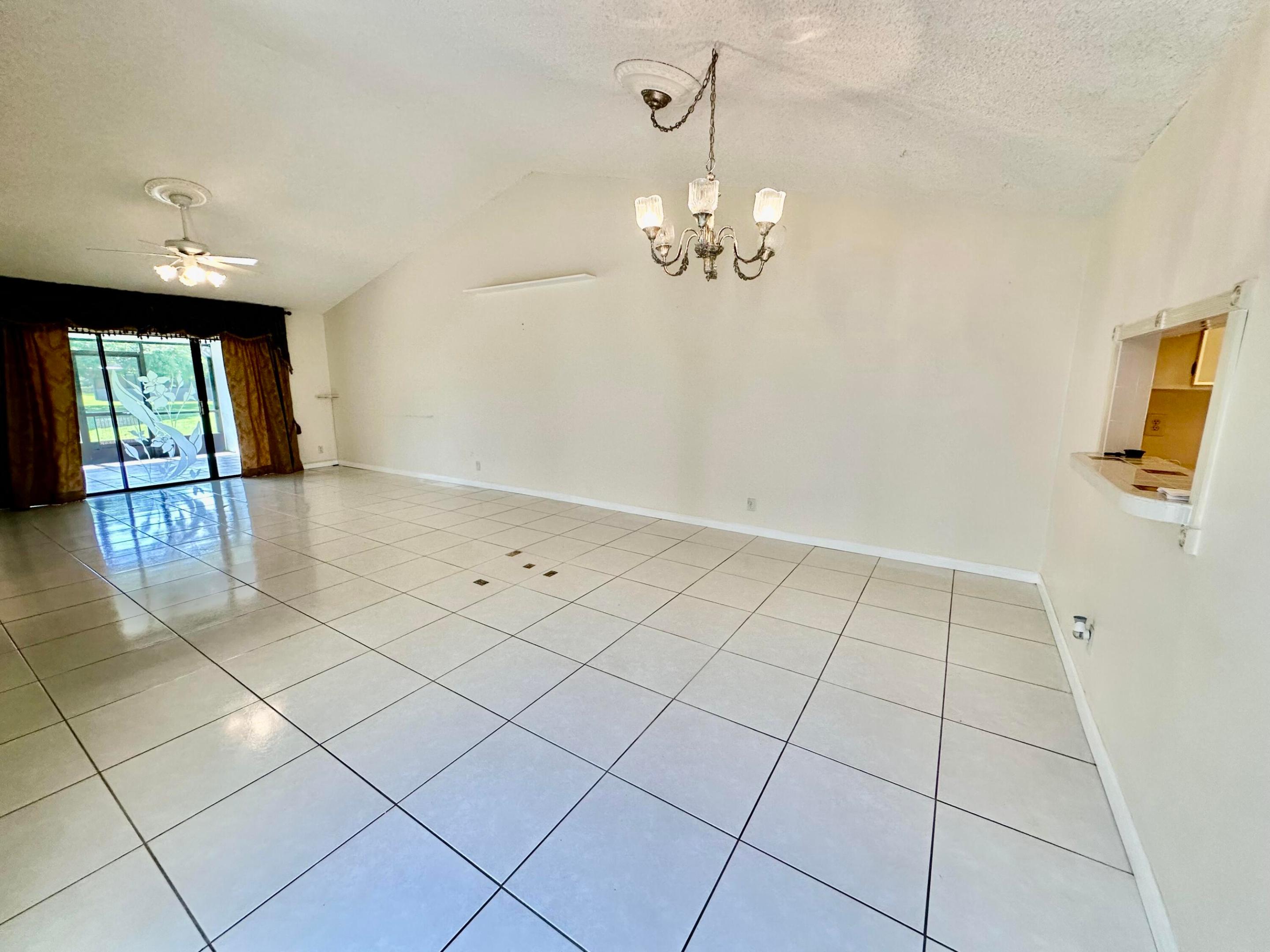 305 Lakeside, Sunrise FL 33326